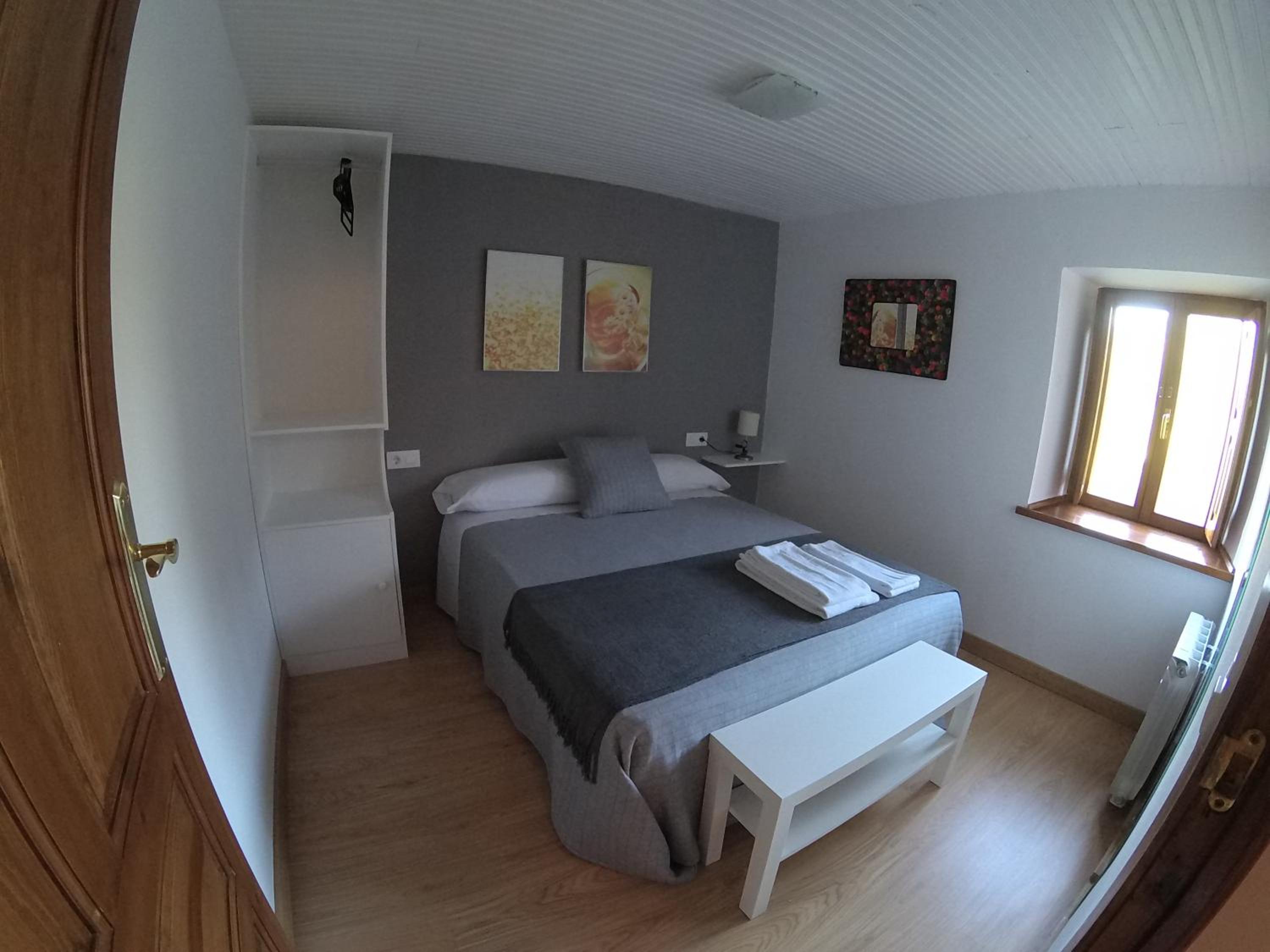 Four-Bedroom House photo 2