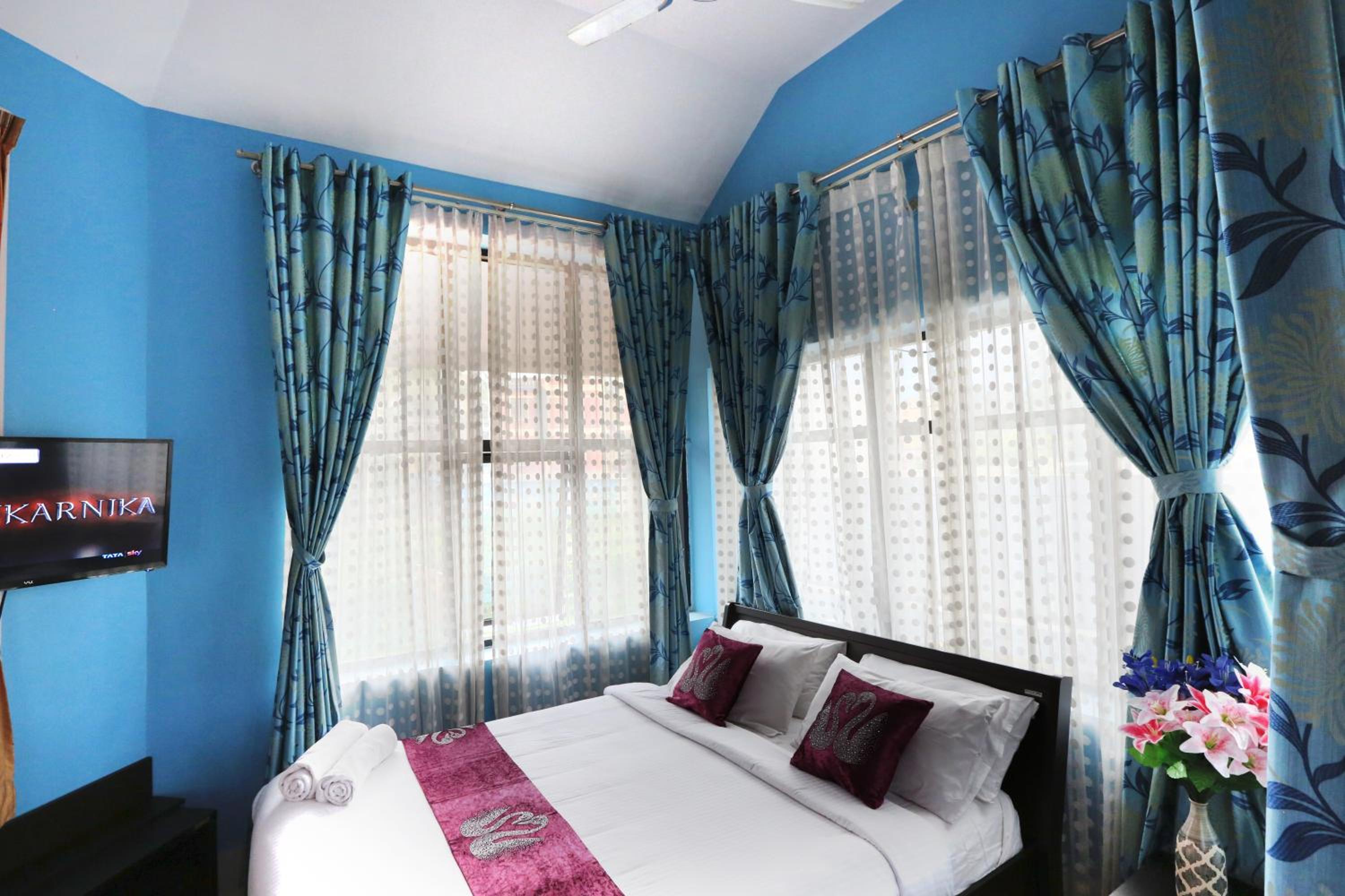 Standard Double Room with Shared Bathroom photo 3