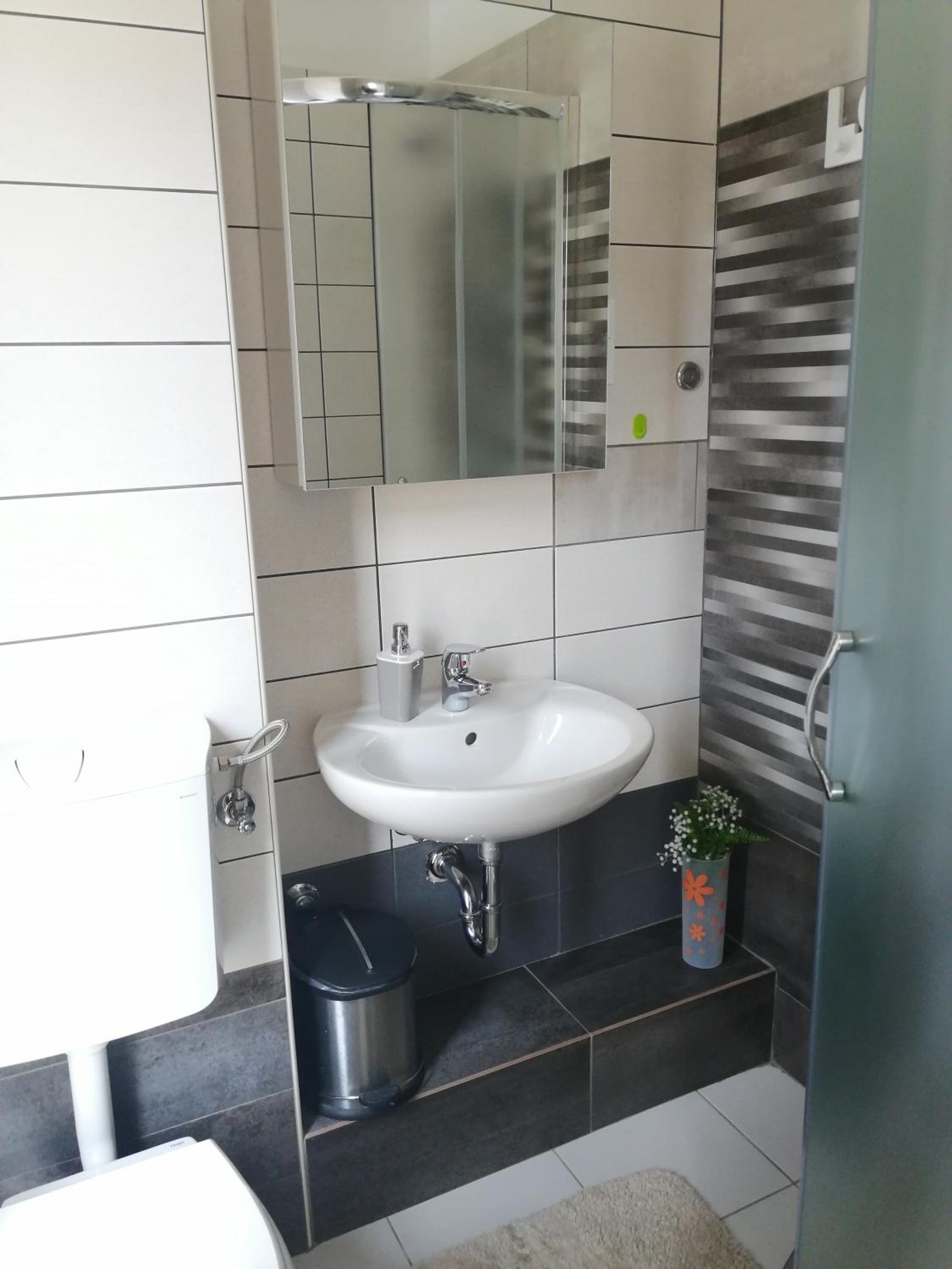Two-Bedroom Apartment - Photo 15