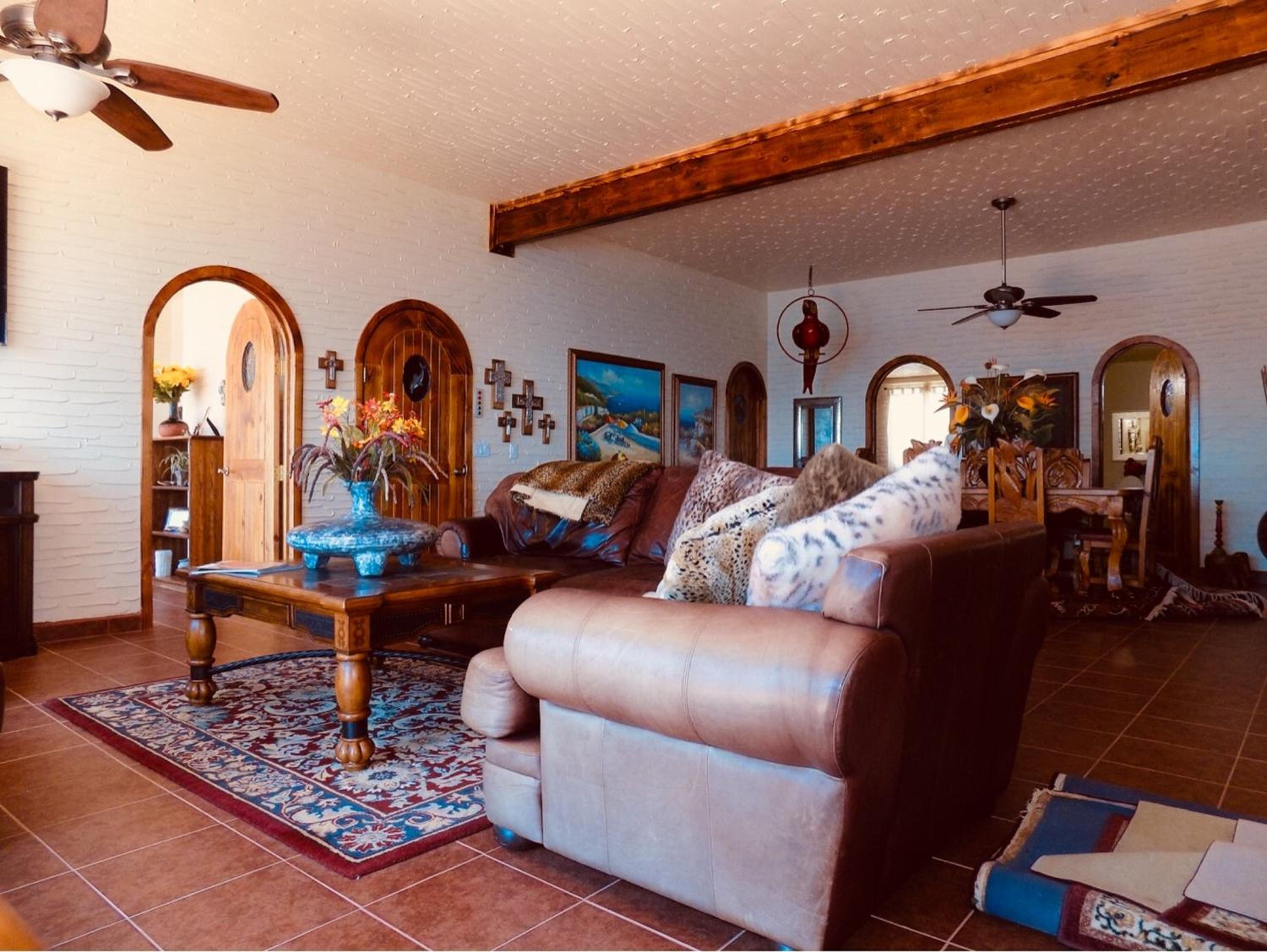 Three-Bedroom House - Photo 1