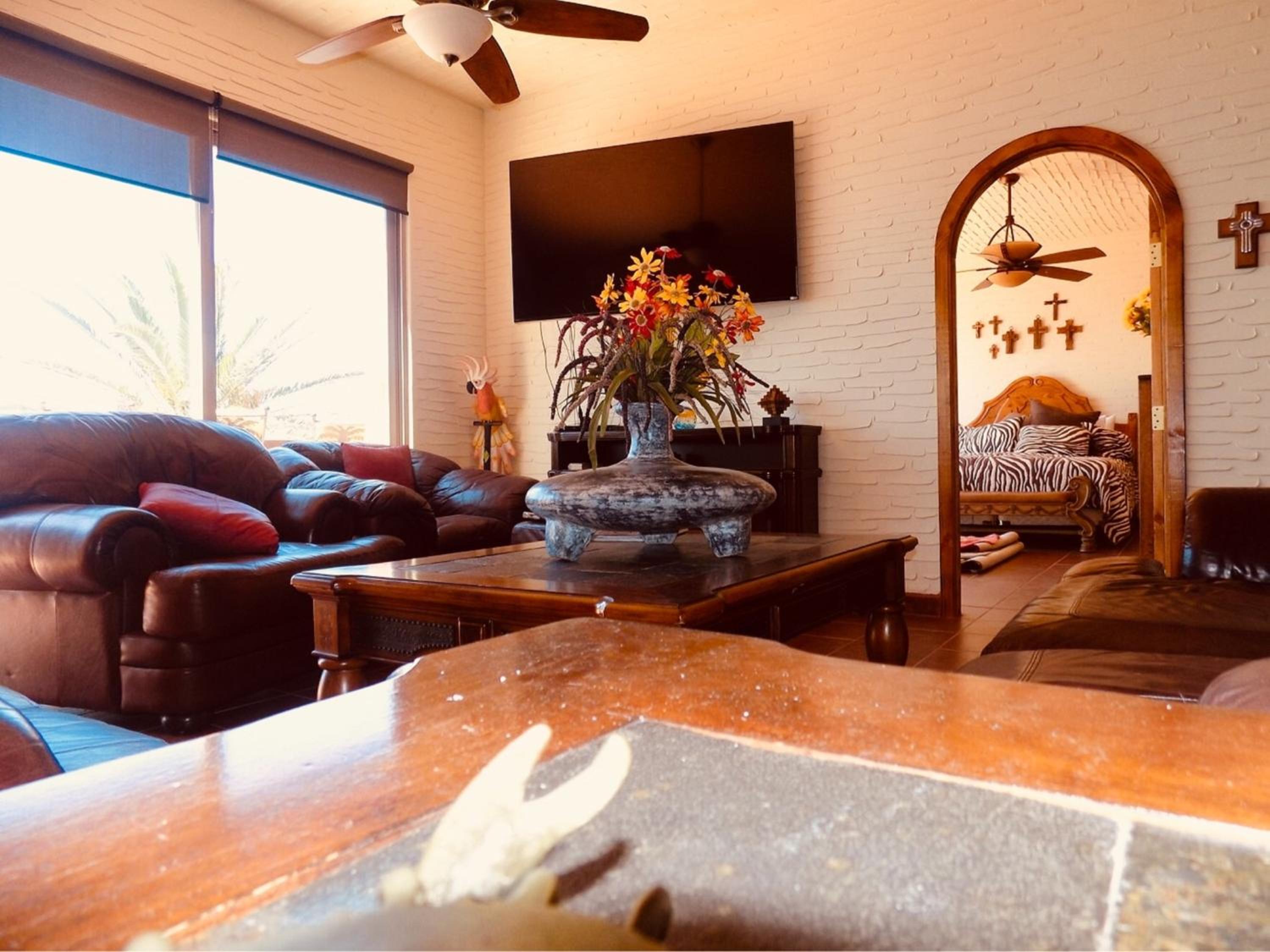 Three-Bedroom House - Photo 8