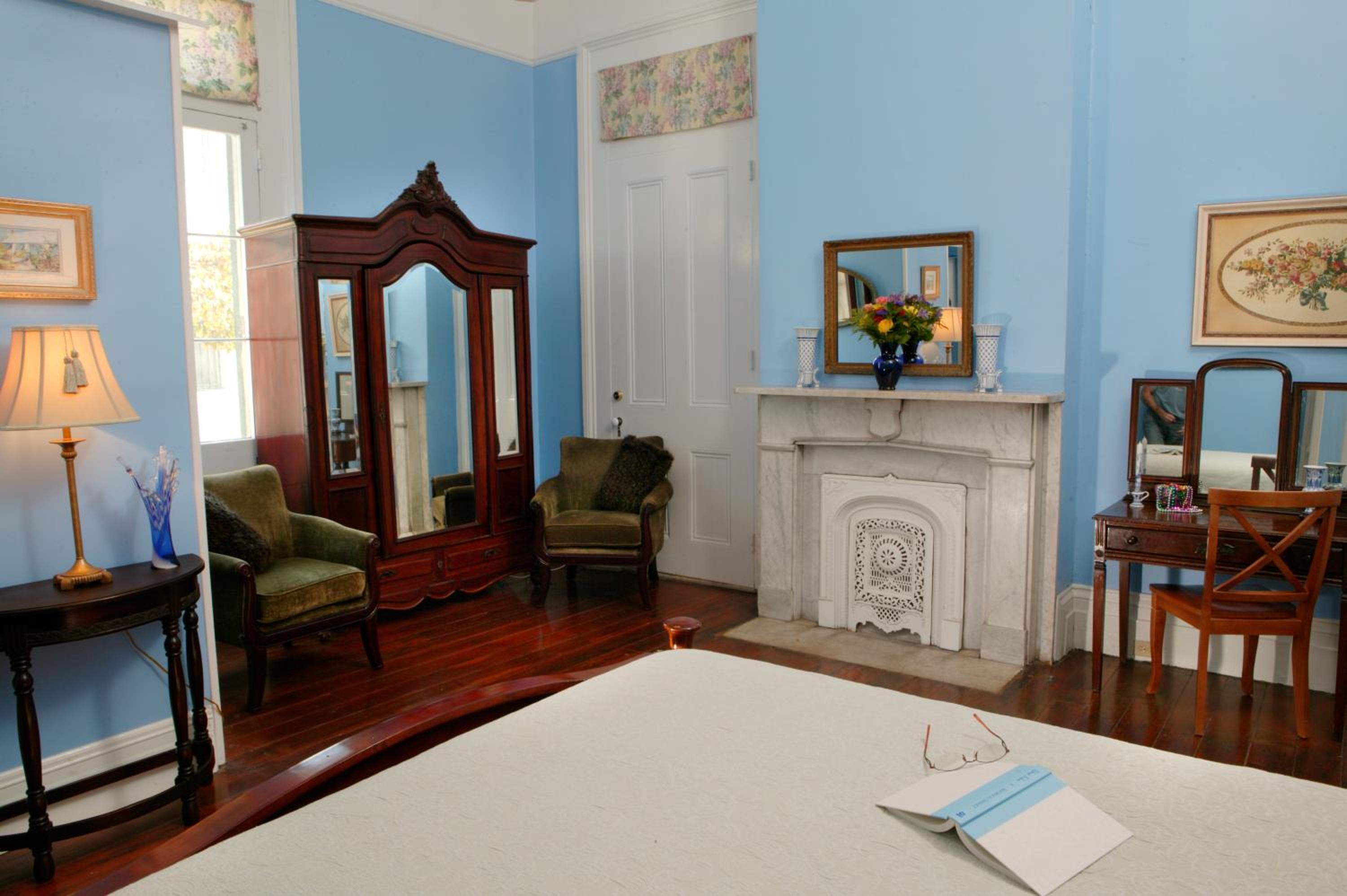 Queen Room