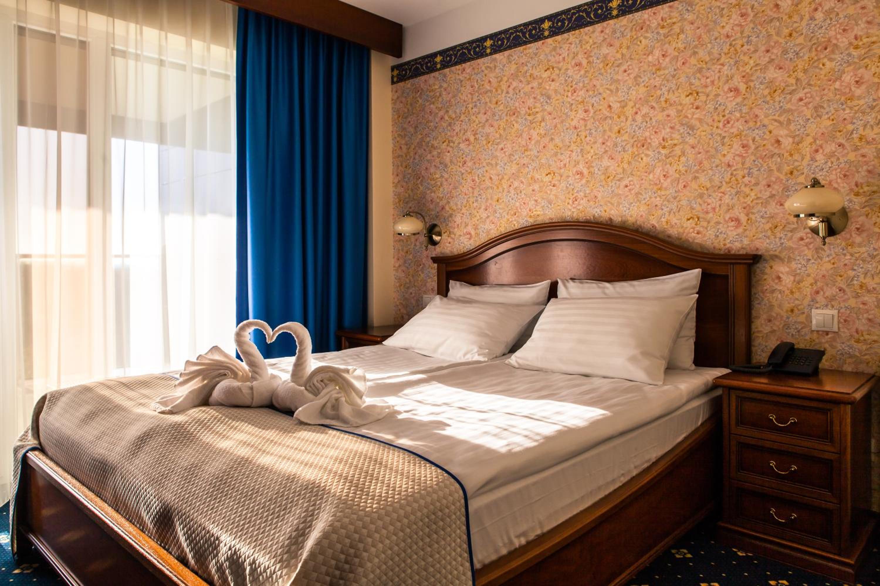 Double Room with air conditioning - Photo 1