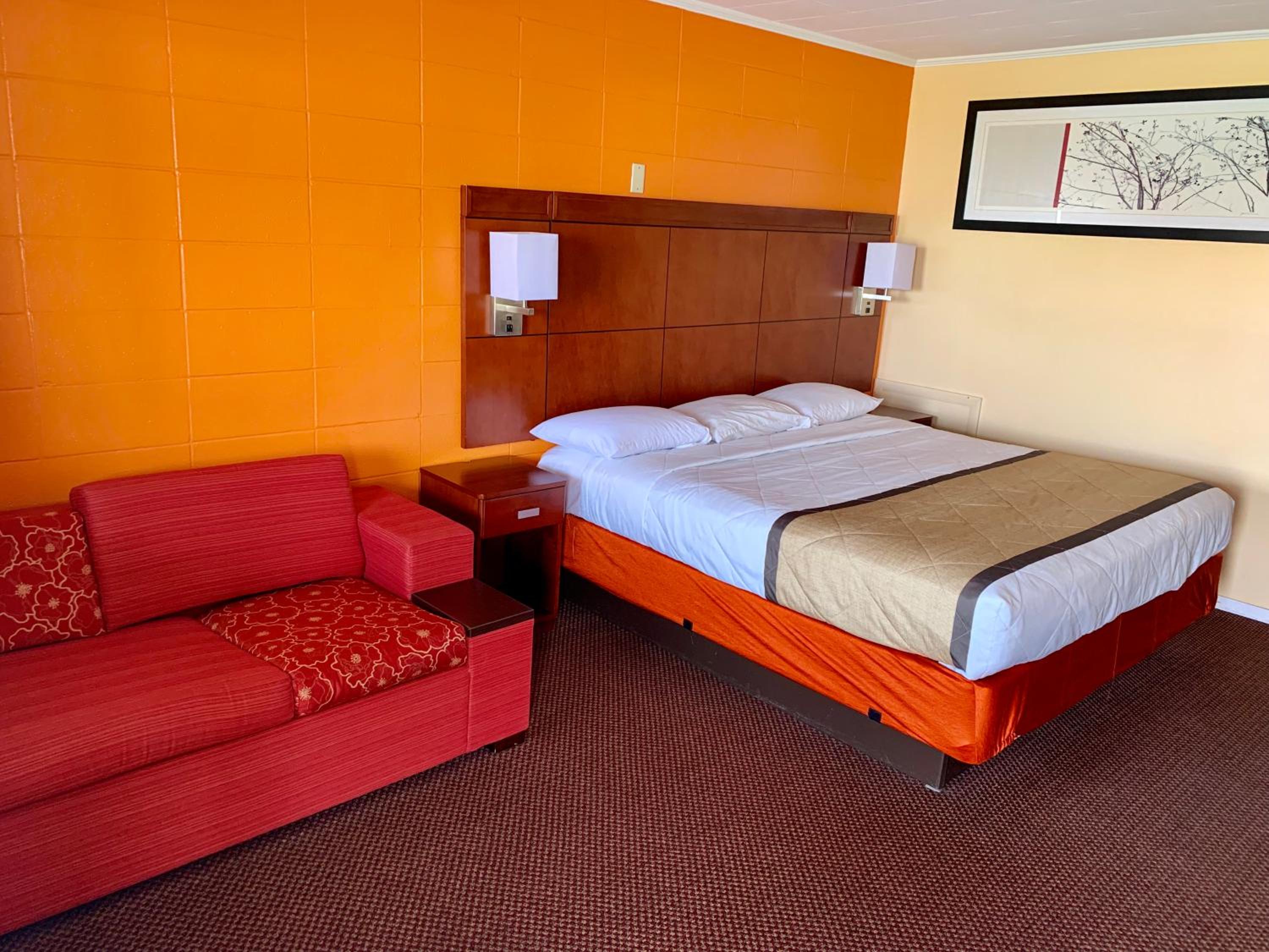 King Room - Non-Smoking photo 1