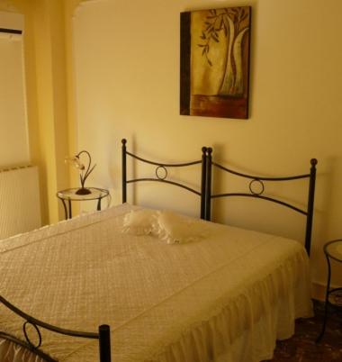 Double Room With Shared Toilet