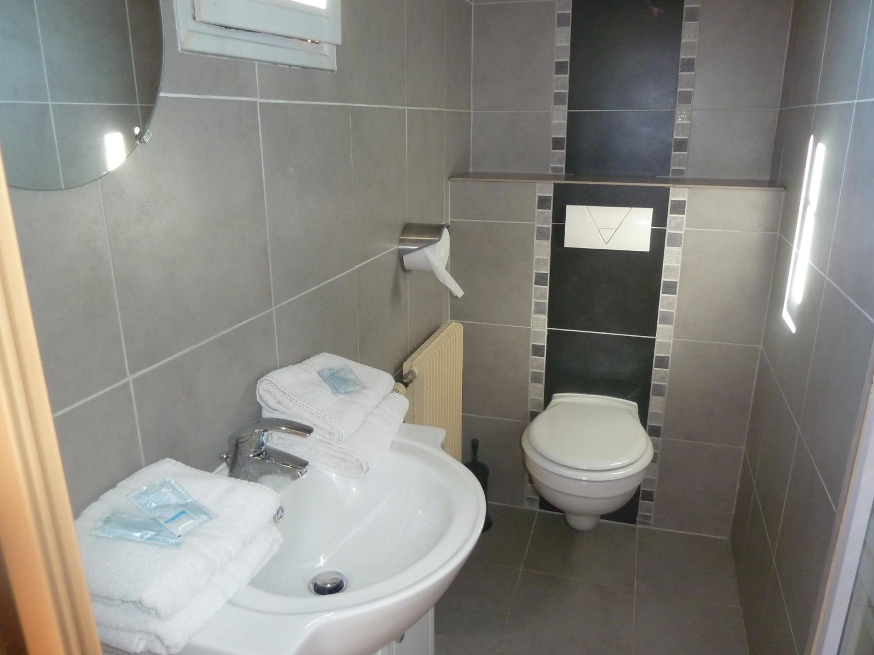 Comfort Double Room - Photo 4
