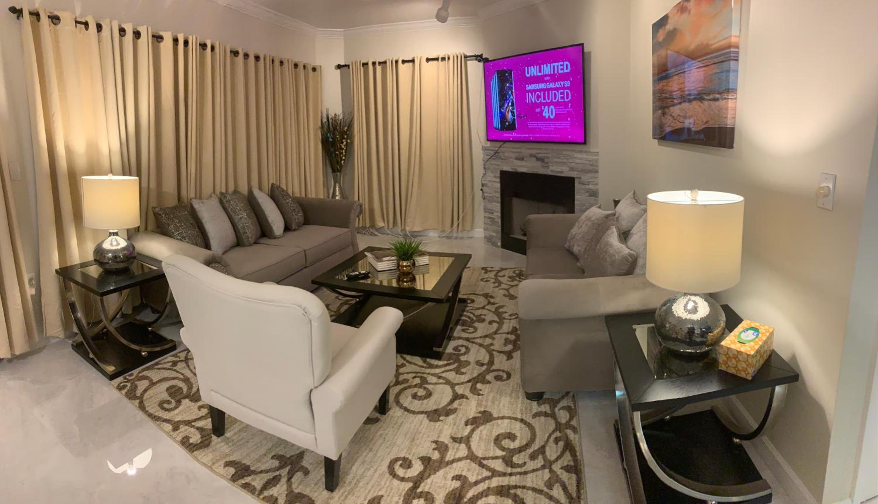 Three-Bedroom Apartment - Photo 7