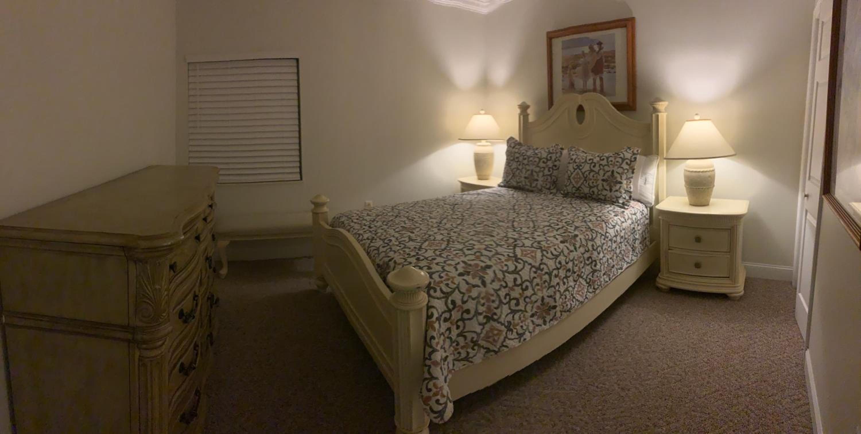 Three-Bedroom Apartment - Photo 6