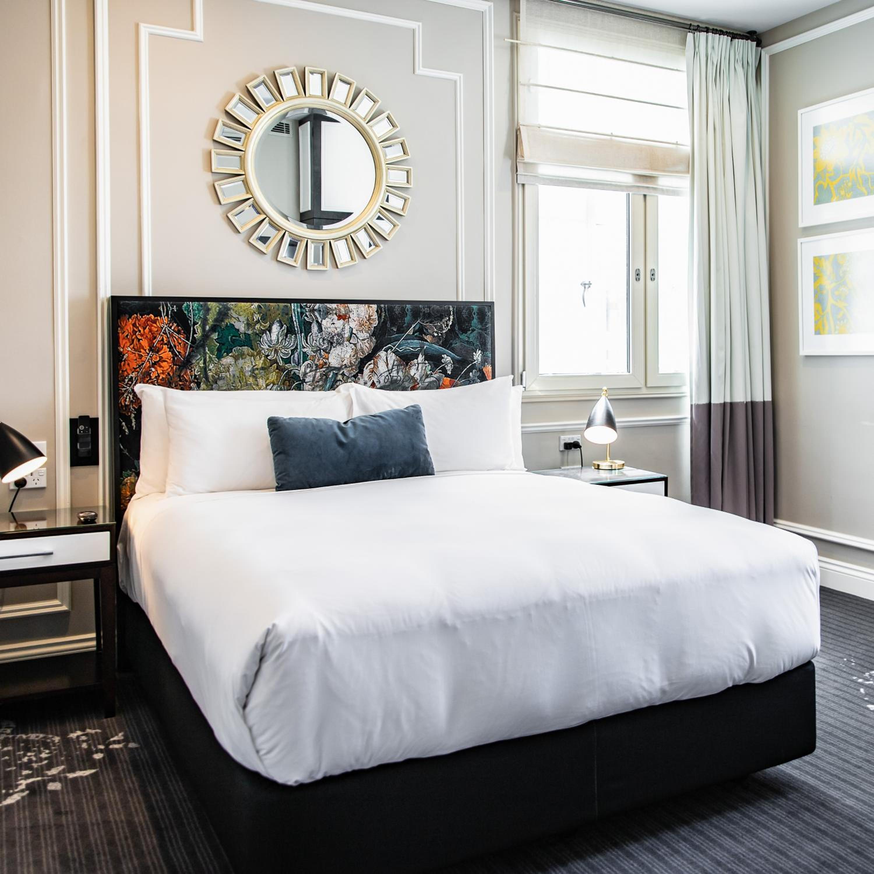 Two-Bedroom Heritage Suite - Photo 4