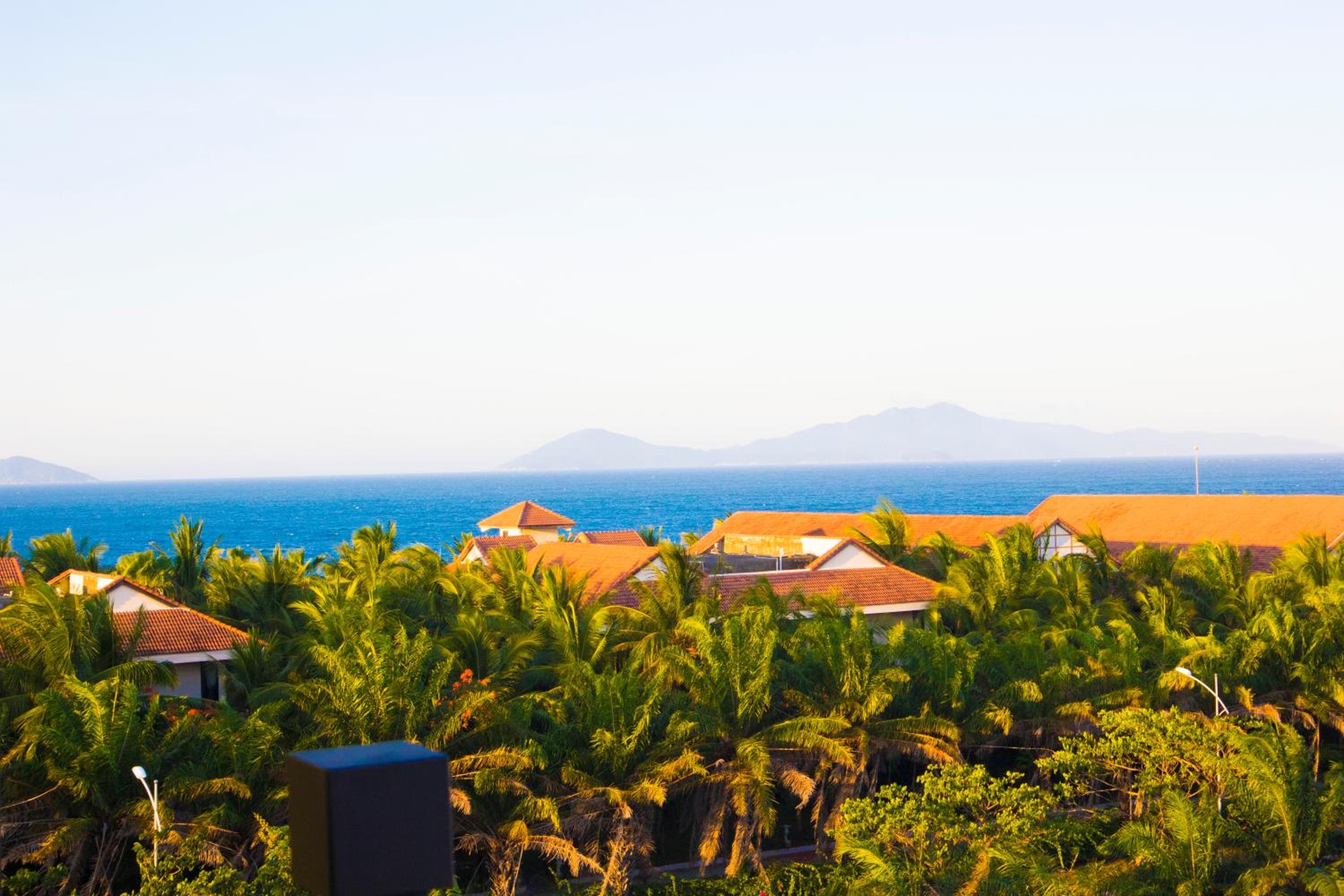 Deluxe Double Room with Partial Ocean View - Photo 6