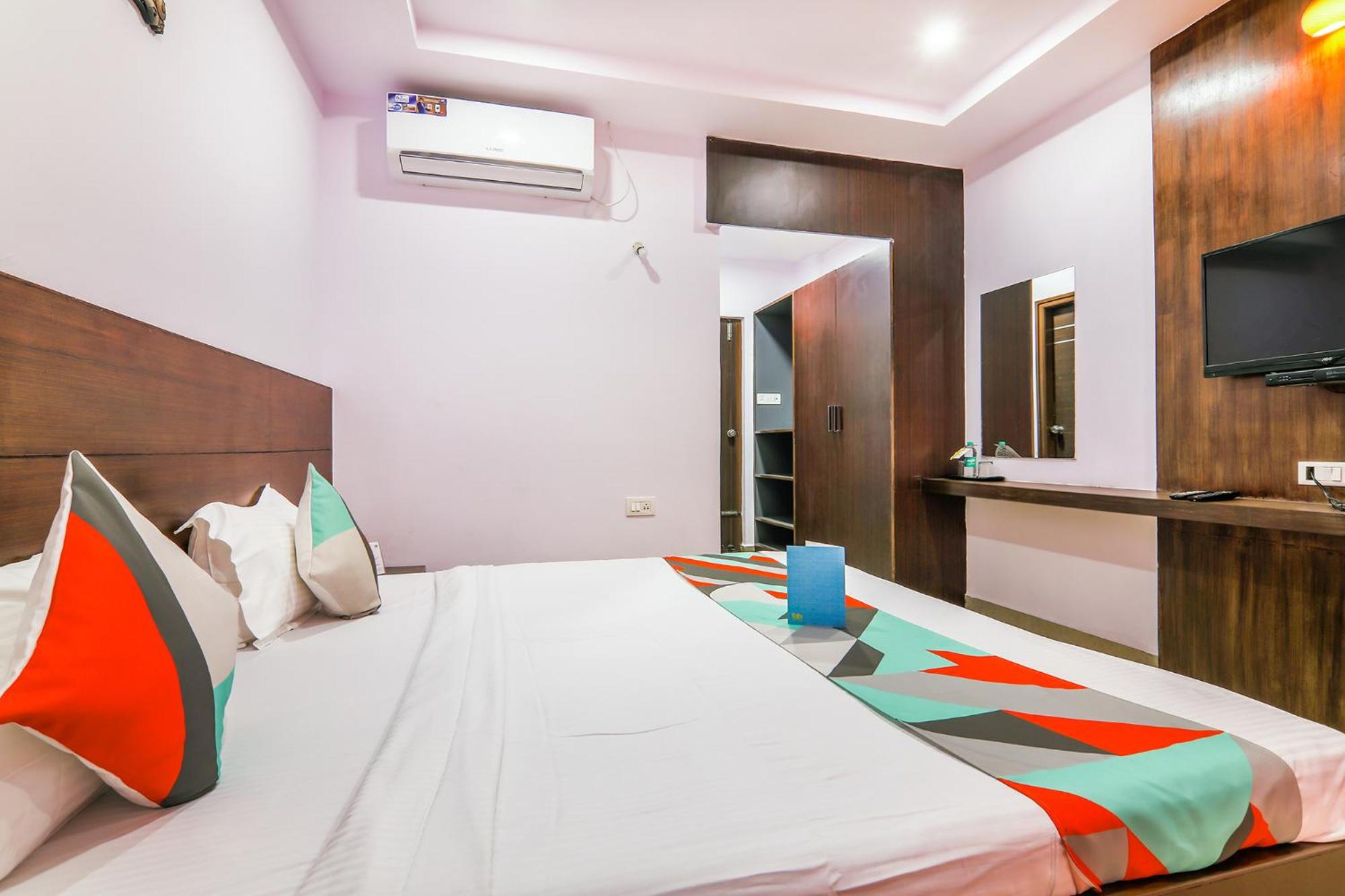 Deluxe Double Room photo 3