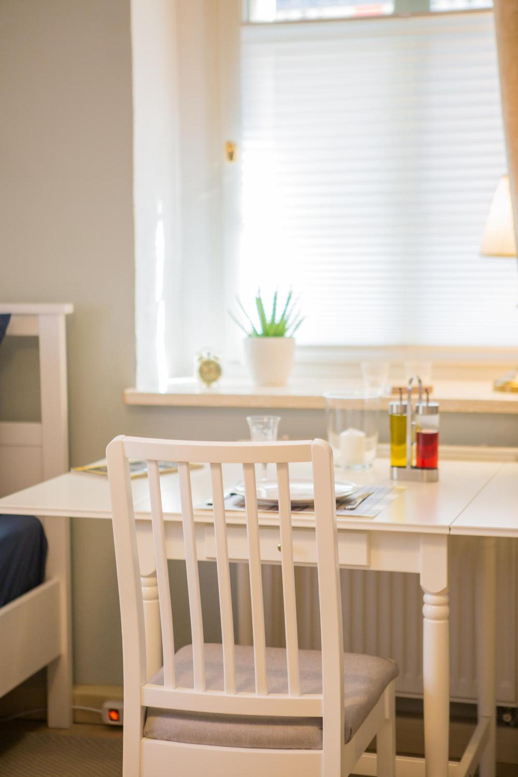 Studio Apartment photo 1