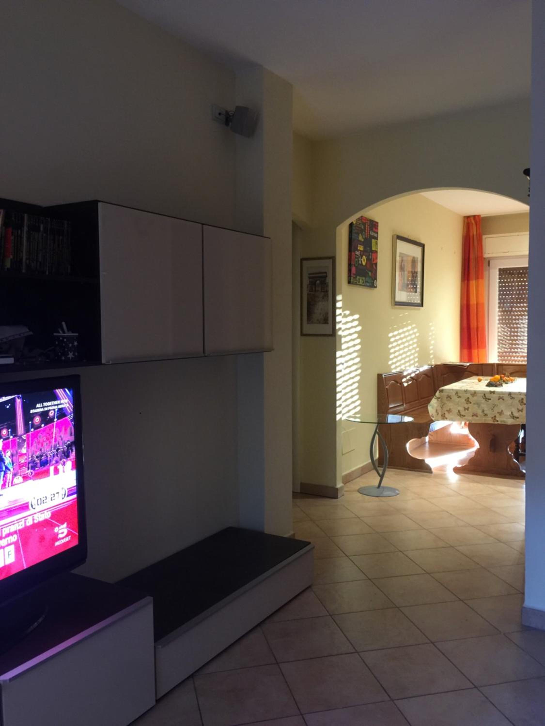 Apartment - Photo 2