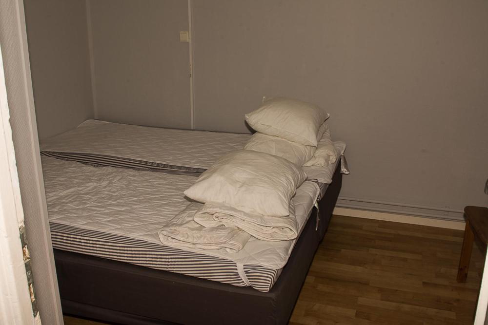 Double Room with Shared Bathroom photo 3