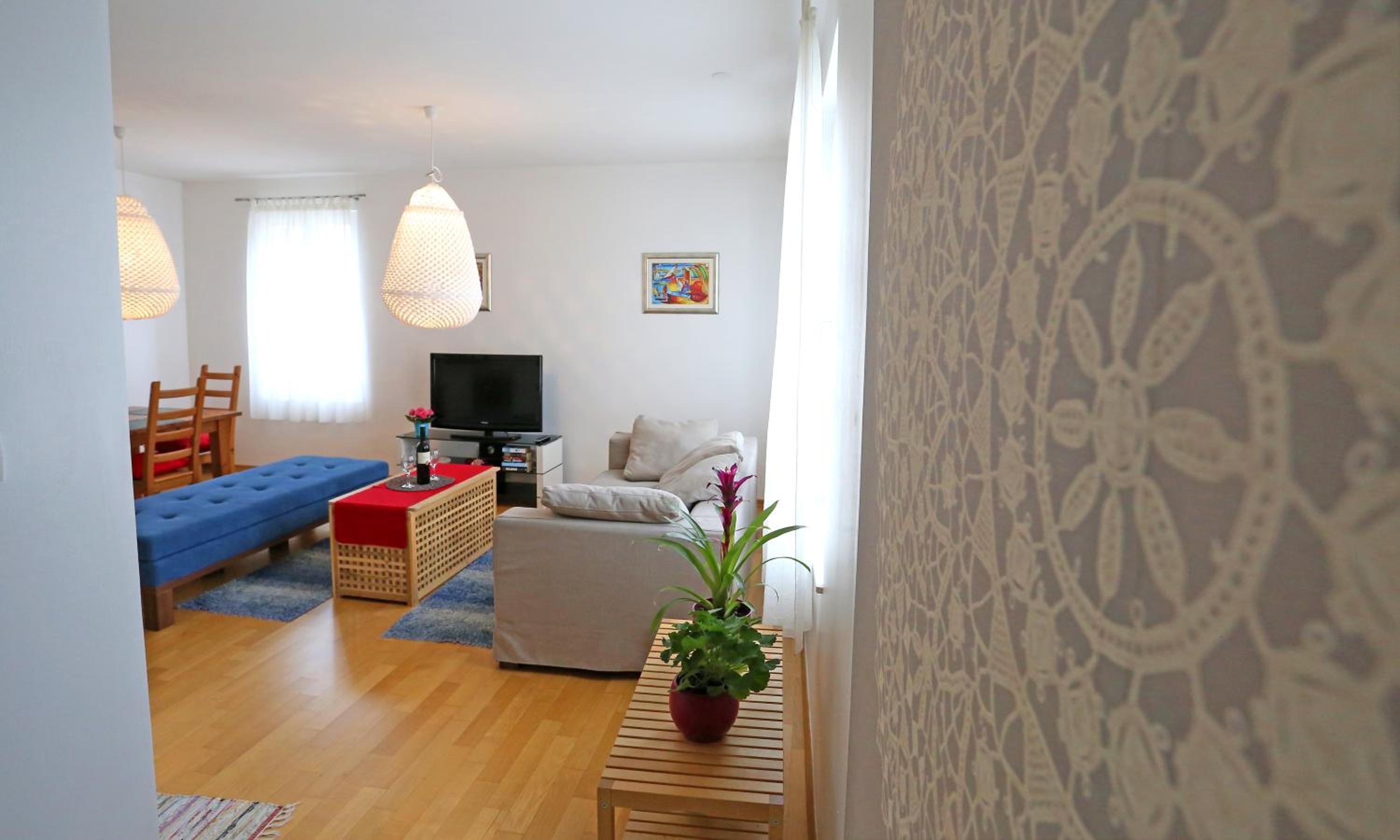 Superior One-Bedroom Apartment