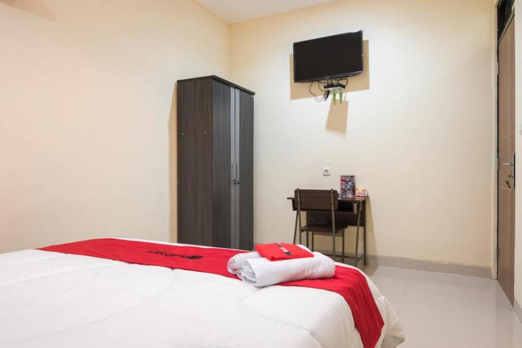Double Room - Photo 6