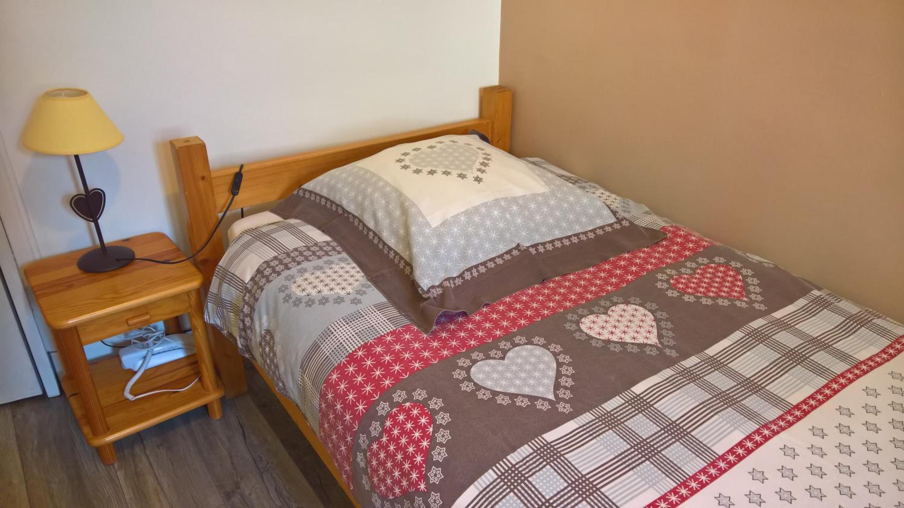 Single Room photo 2