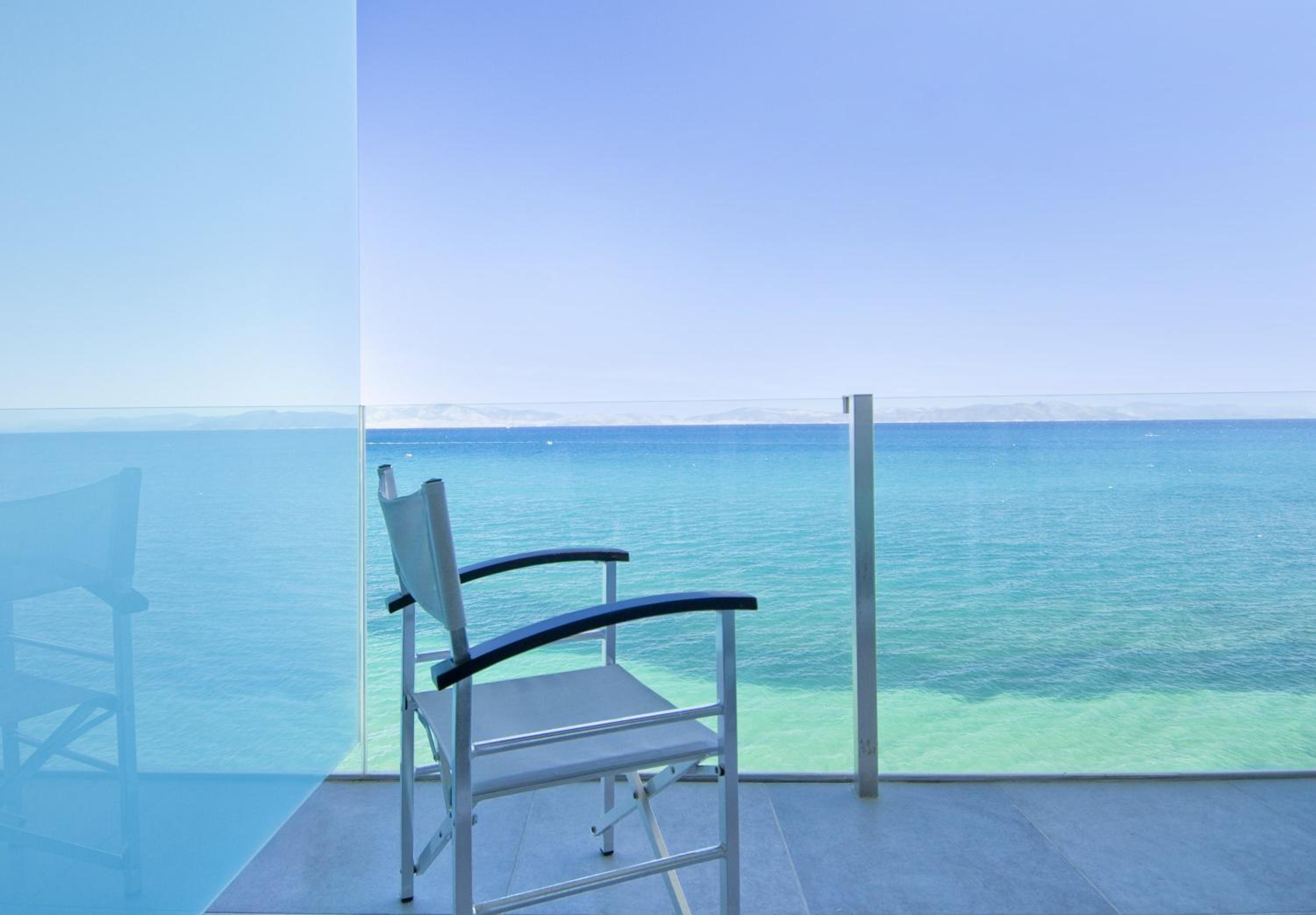 Junior Suite with Sea View - Photo 15