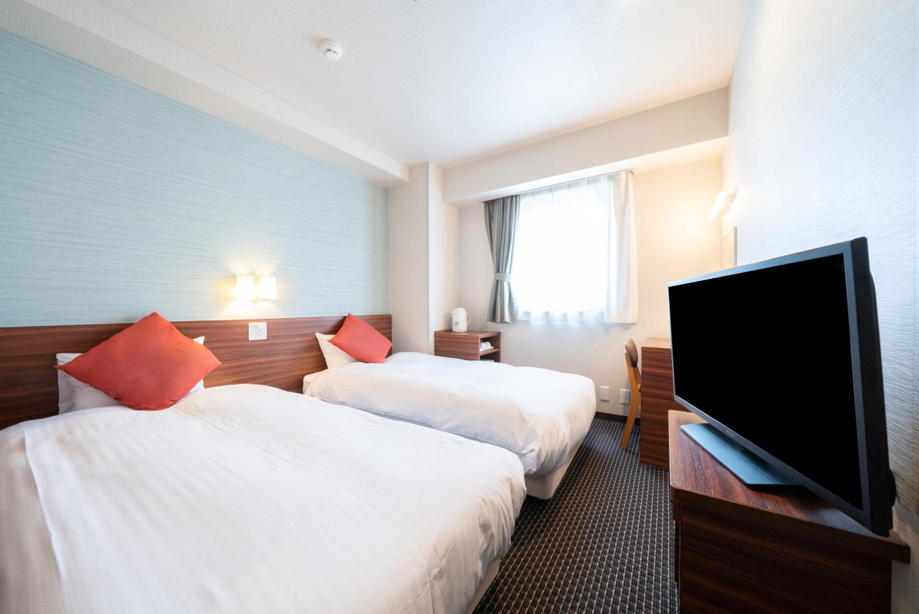 Standard Twin Room - Non-Smoking photo 2