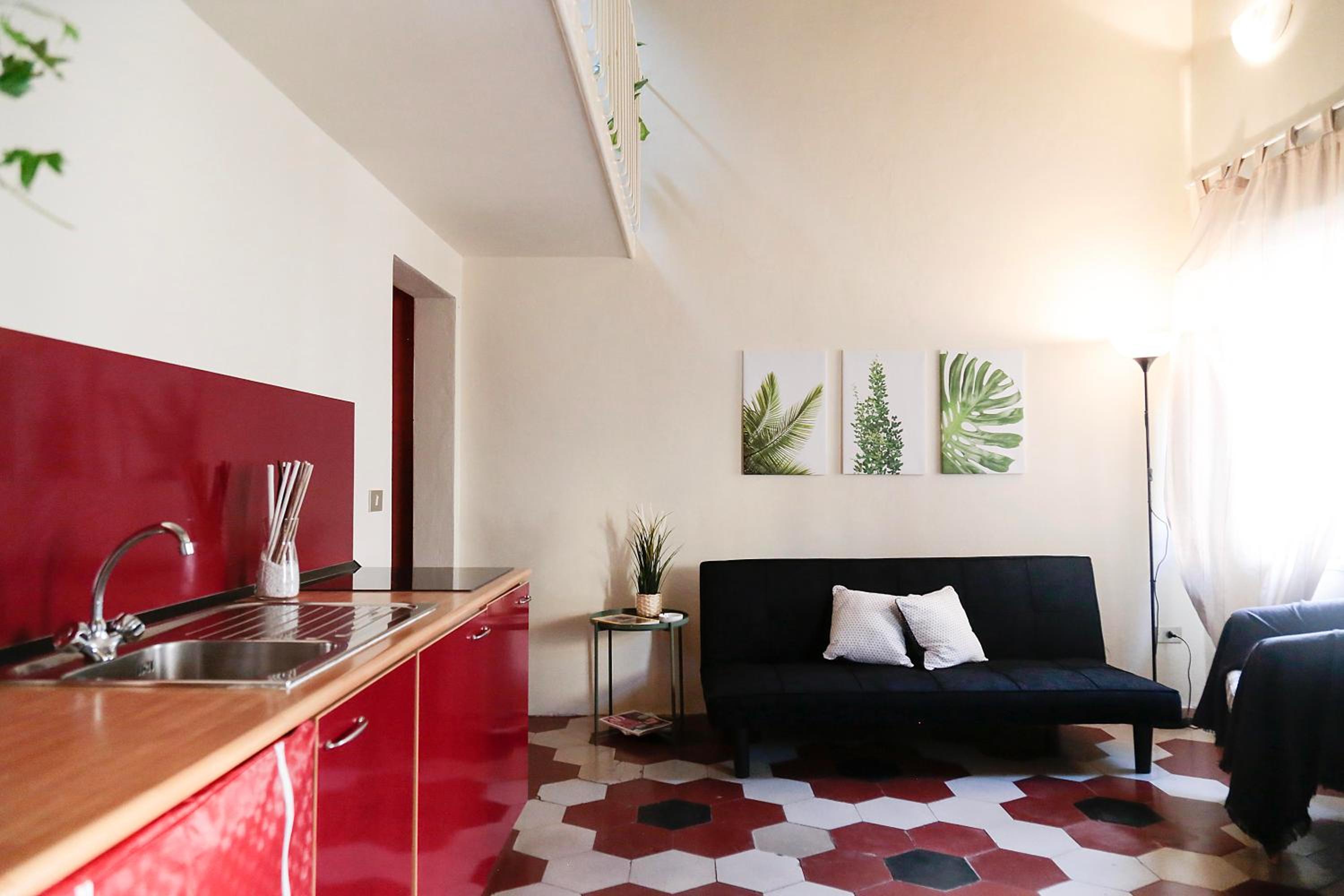 One-Bedroom Apartment - Photo 9