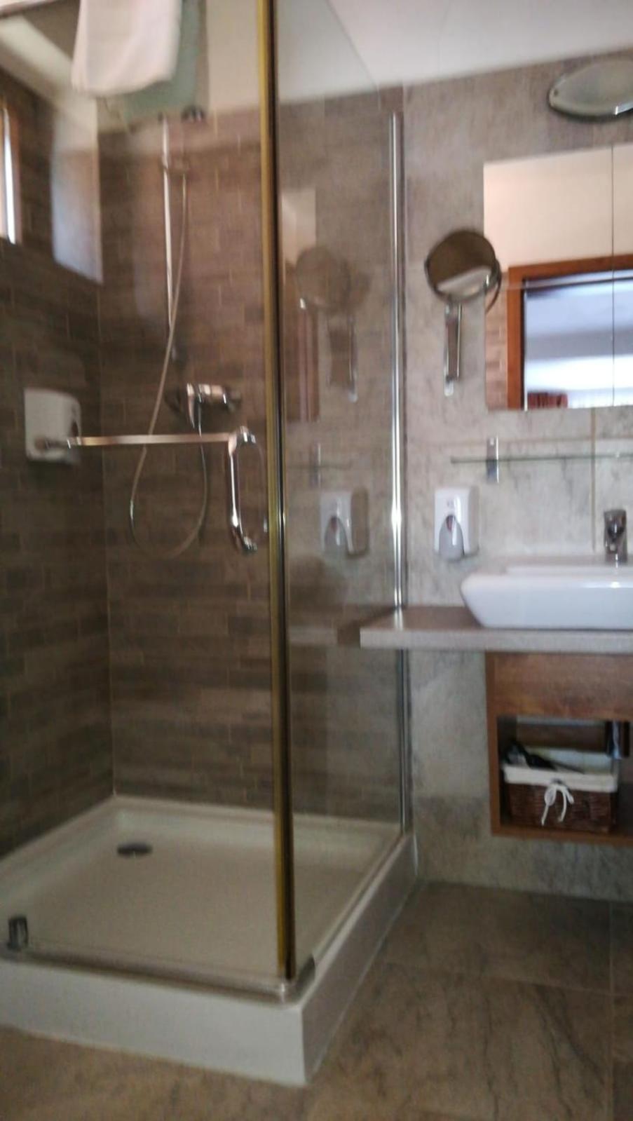 Triple Room with Terrace - Photo 12