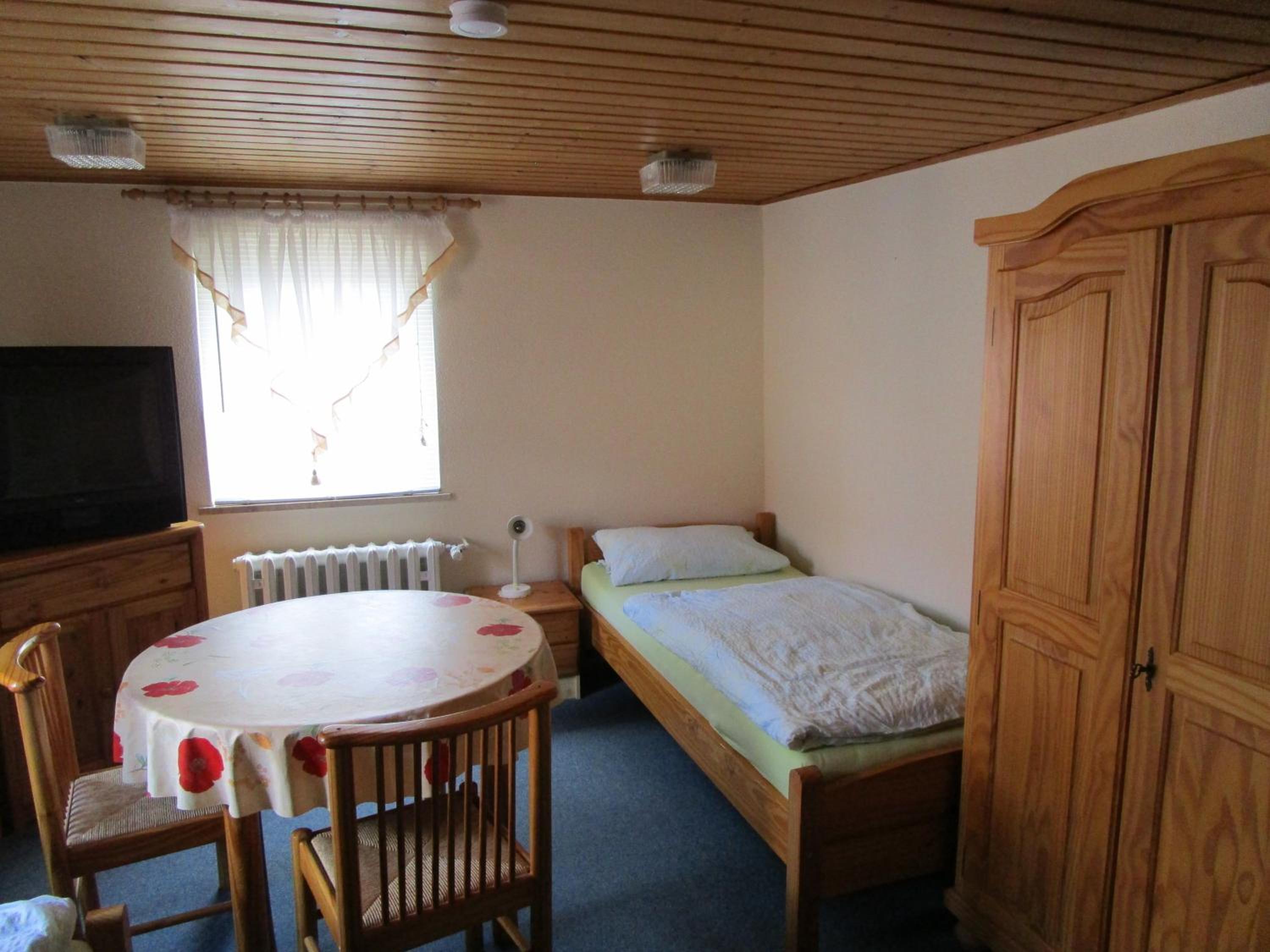 Double Room with Shared Toilet photo 3