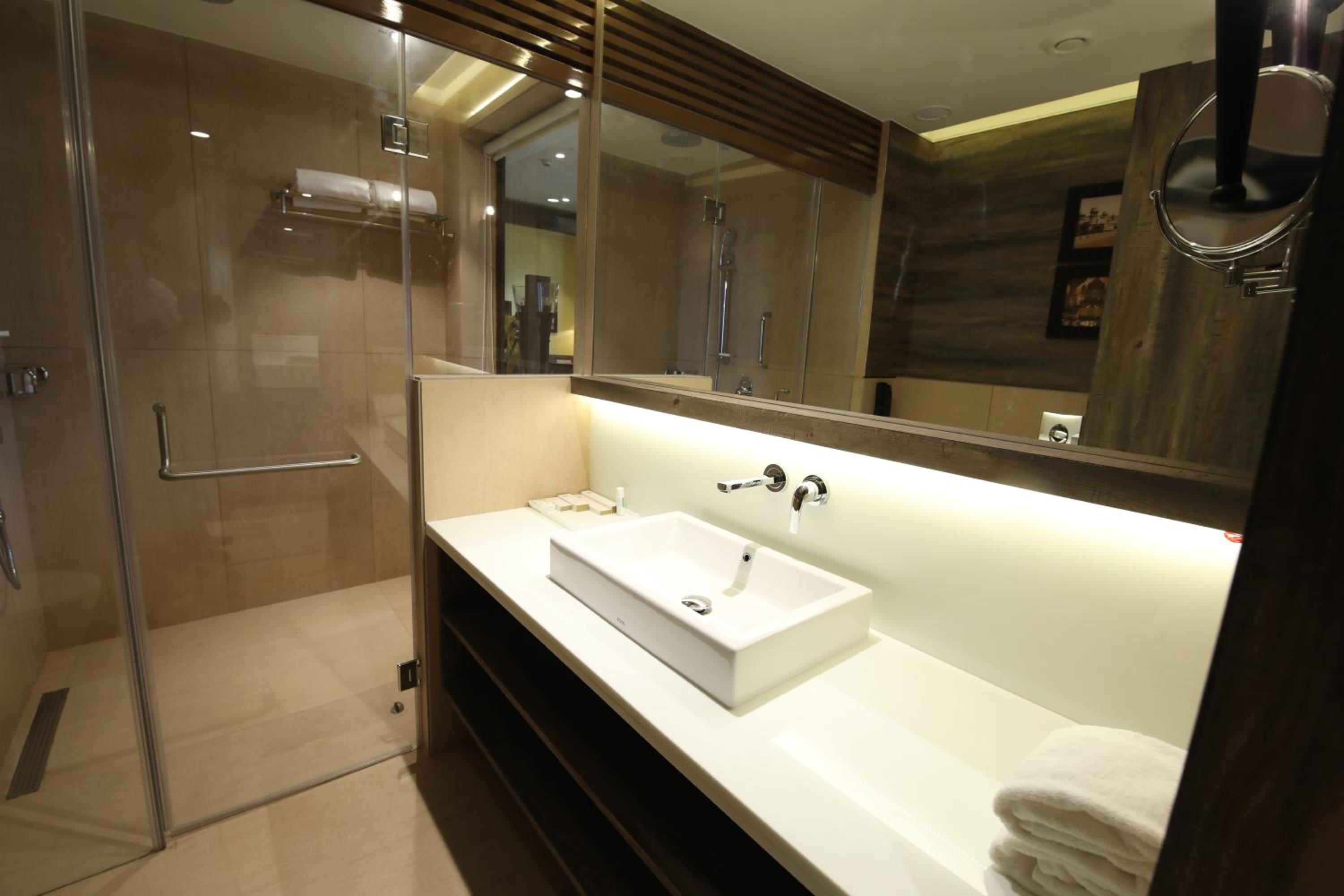 Premium Grand Room - Photo 3