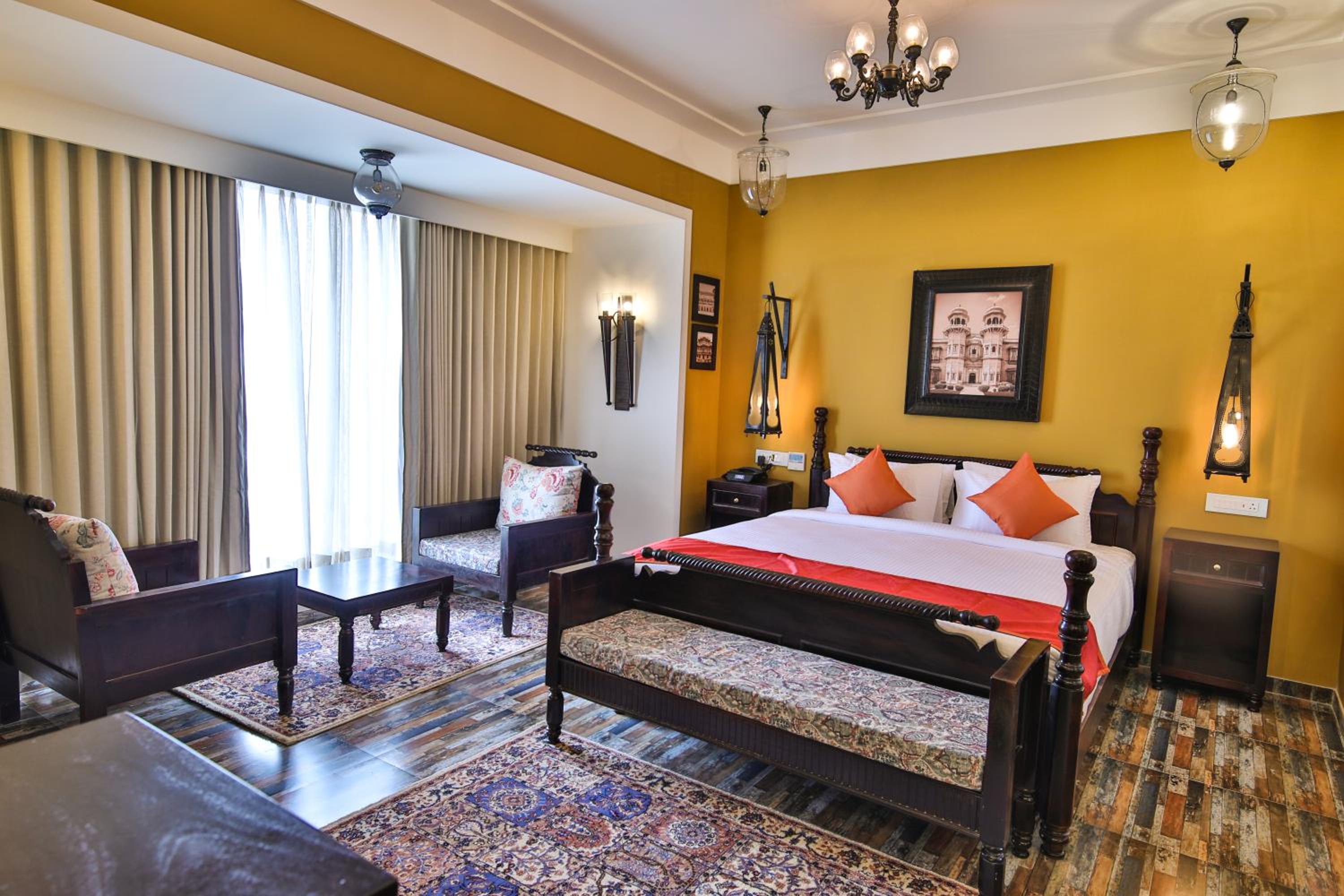 Suite Room - Photo 5
