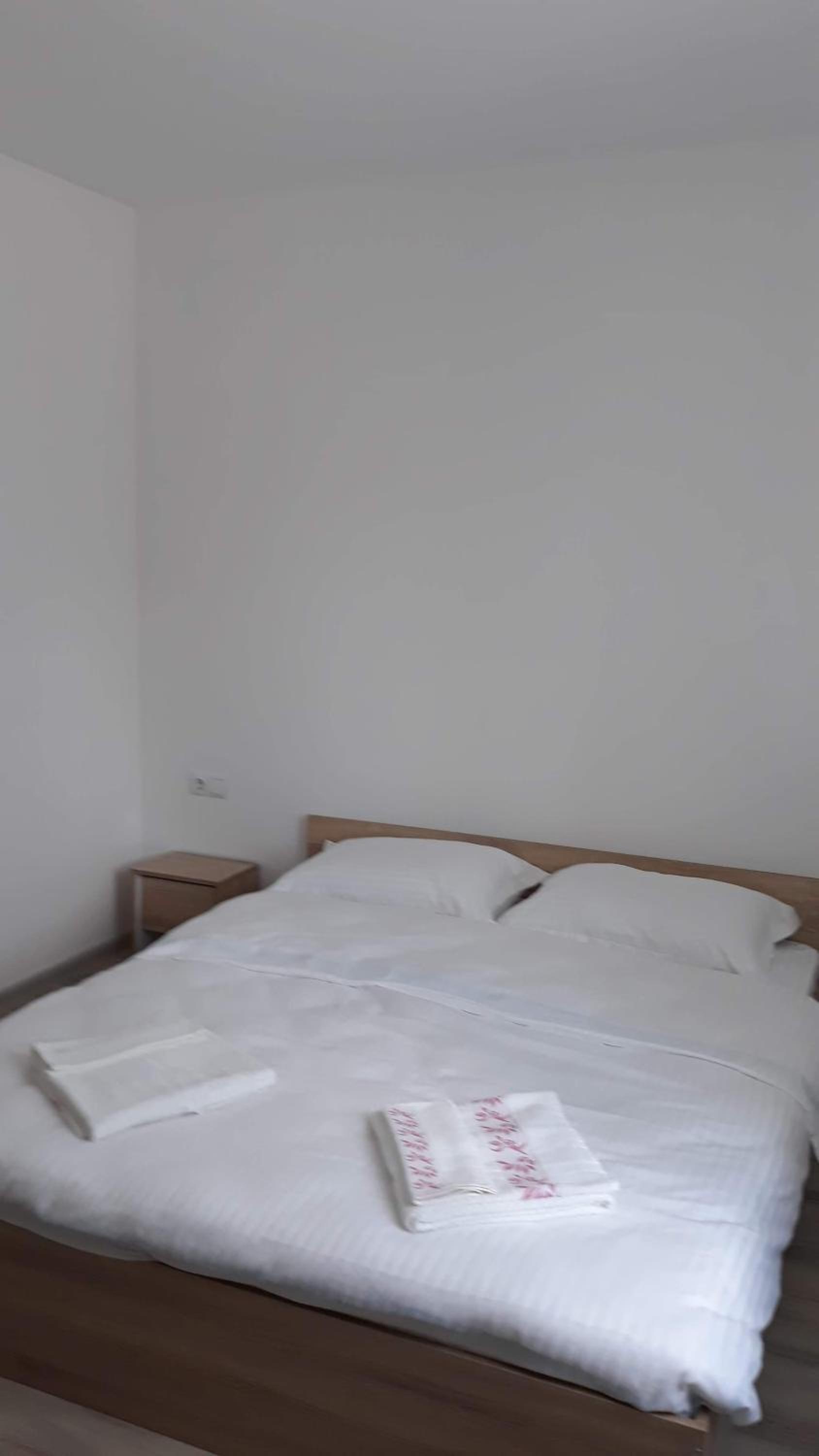 Deluxe Double or Twin Room - Photo 10