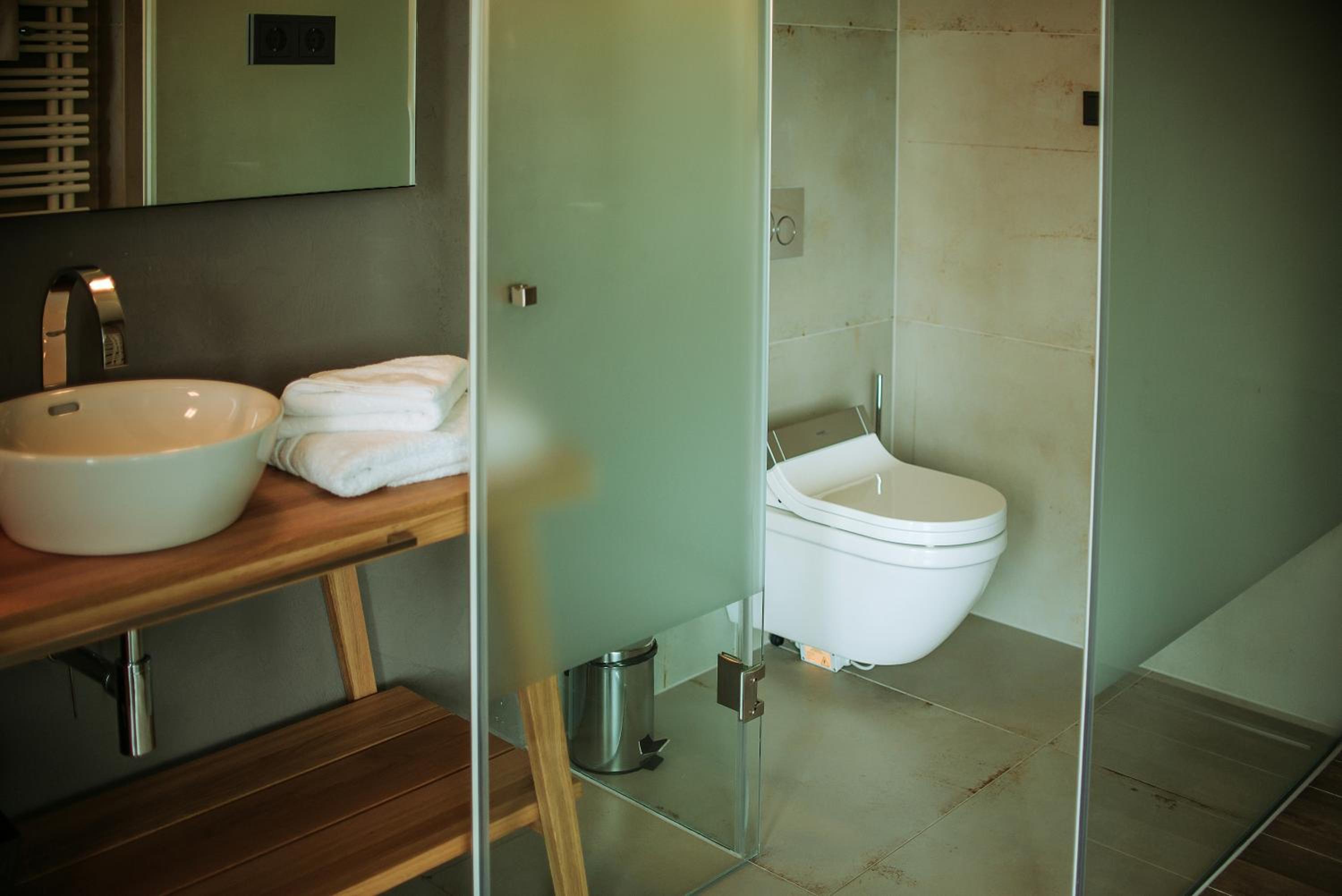 Deluxe Room - Photo 4