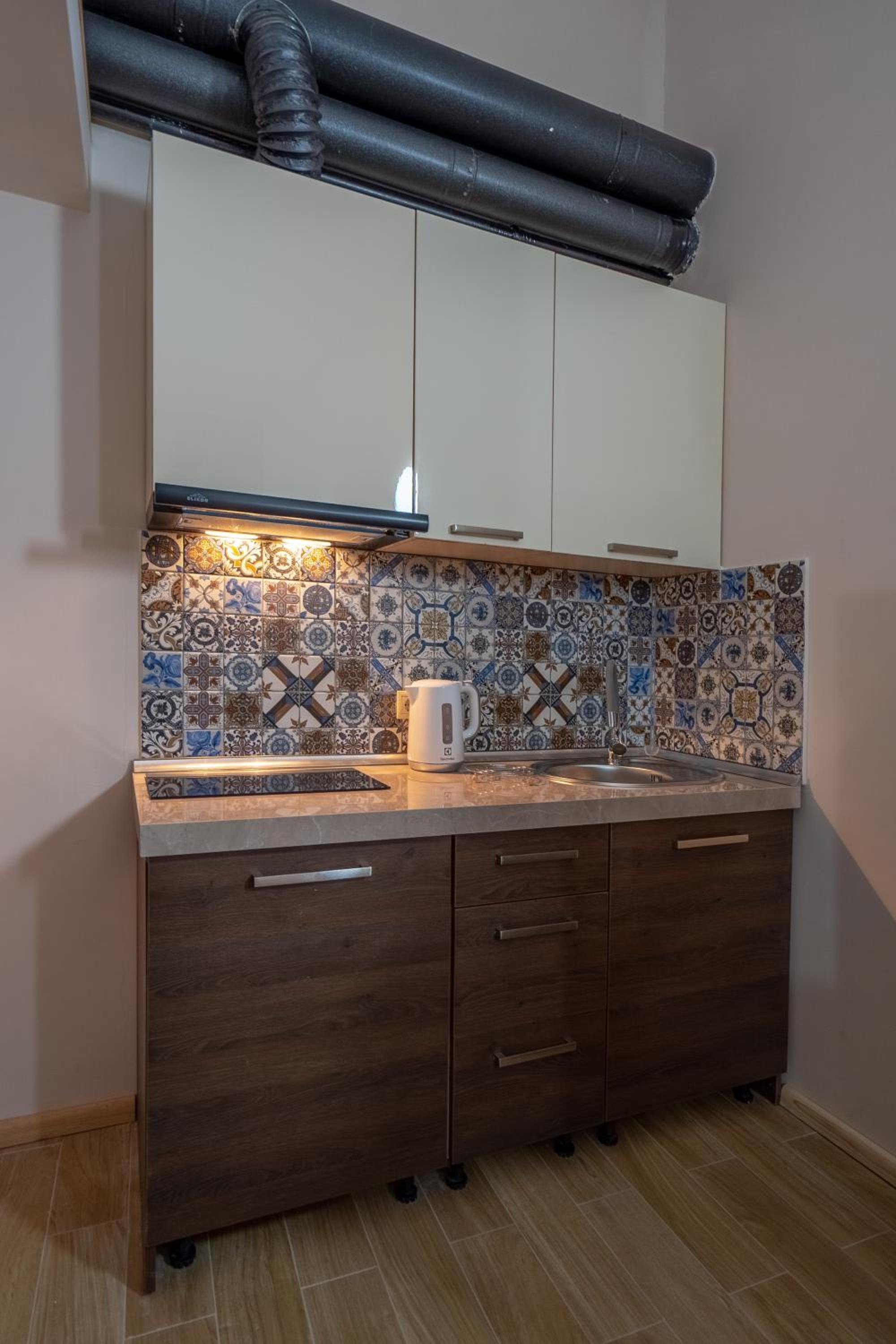 Apartment photo 2