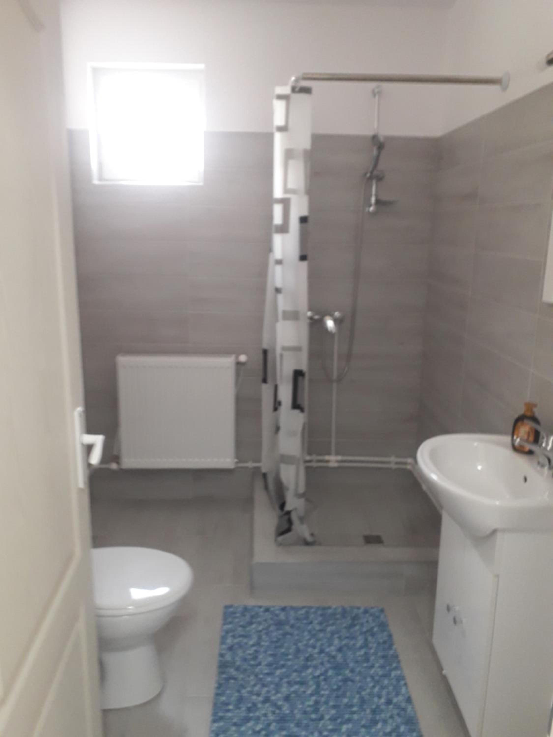 Deluxe Double or Twin Room - Photo 9