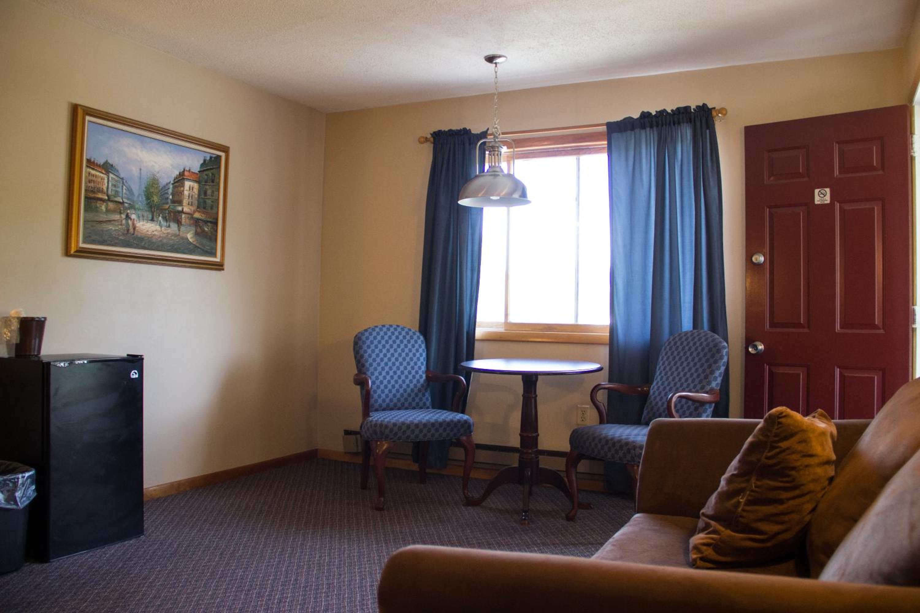Deluxe King Room photo 2