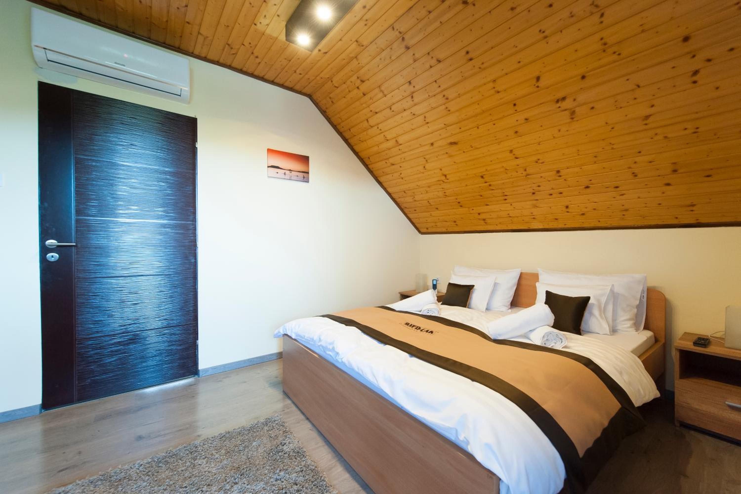 Two-Bedroom Apartment - Photo 1