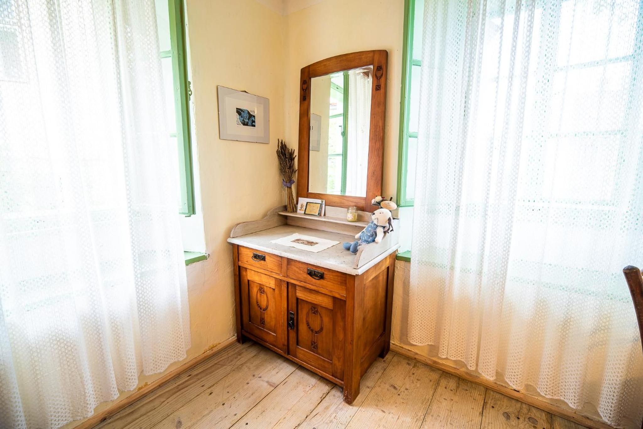 Two-Bedroom House - Photo 42