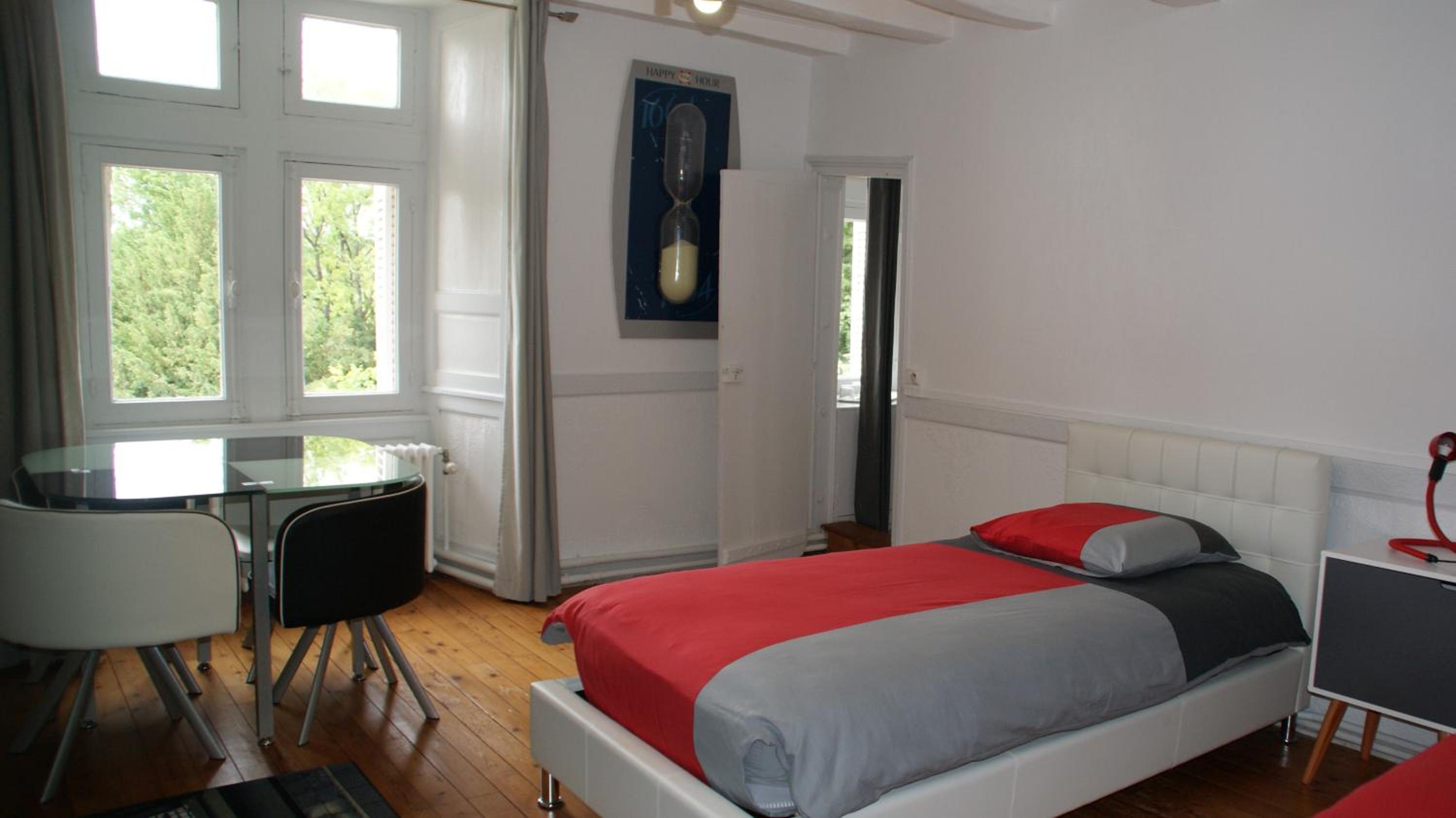 King Suite - Photo 5
