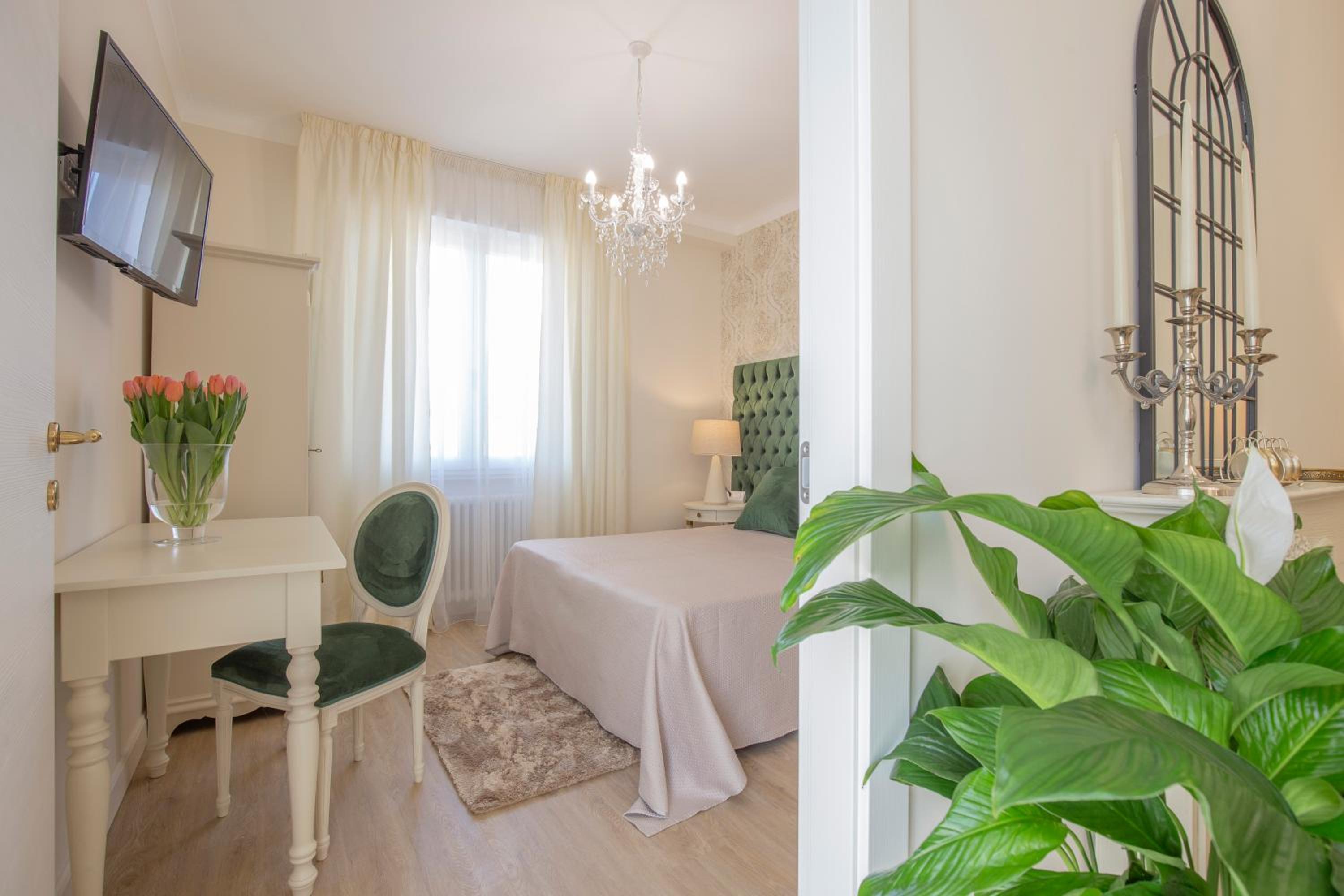 Two-Bedroom Apartment - Photo 6