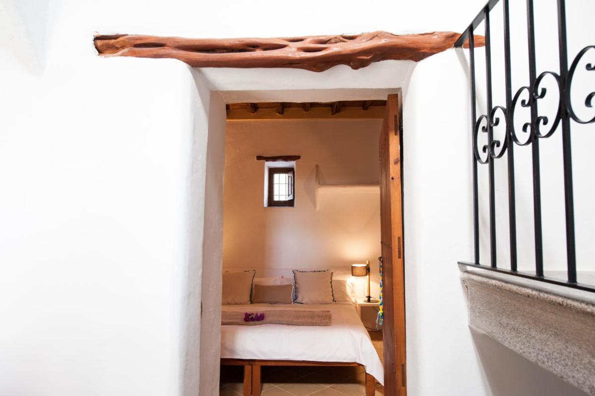 Villa photo 1
