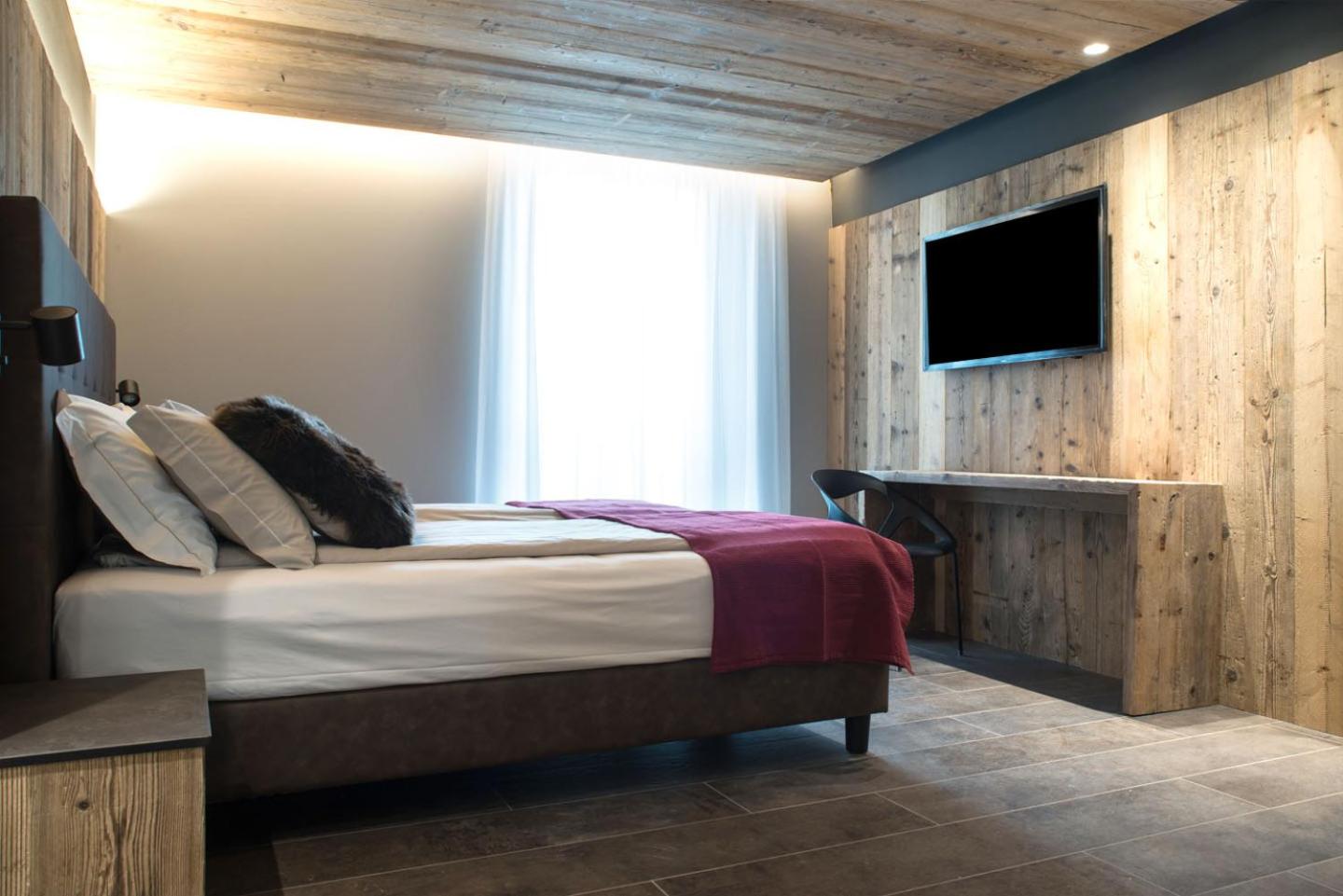 Superior Deluxe Double or Twin Room  - Photo 6