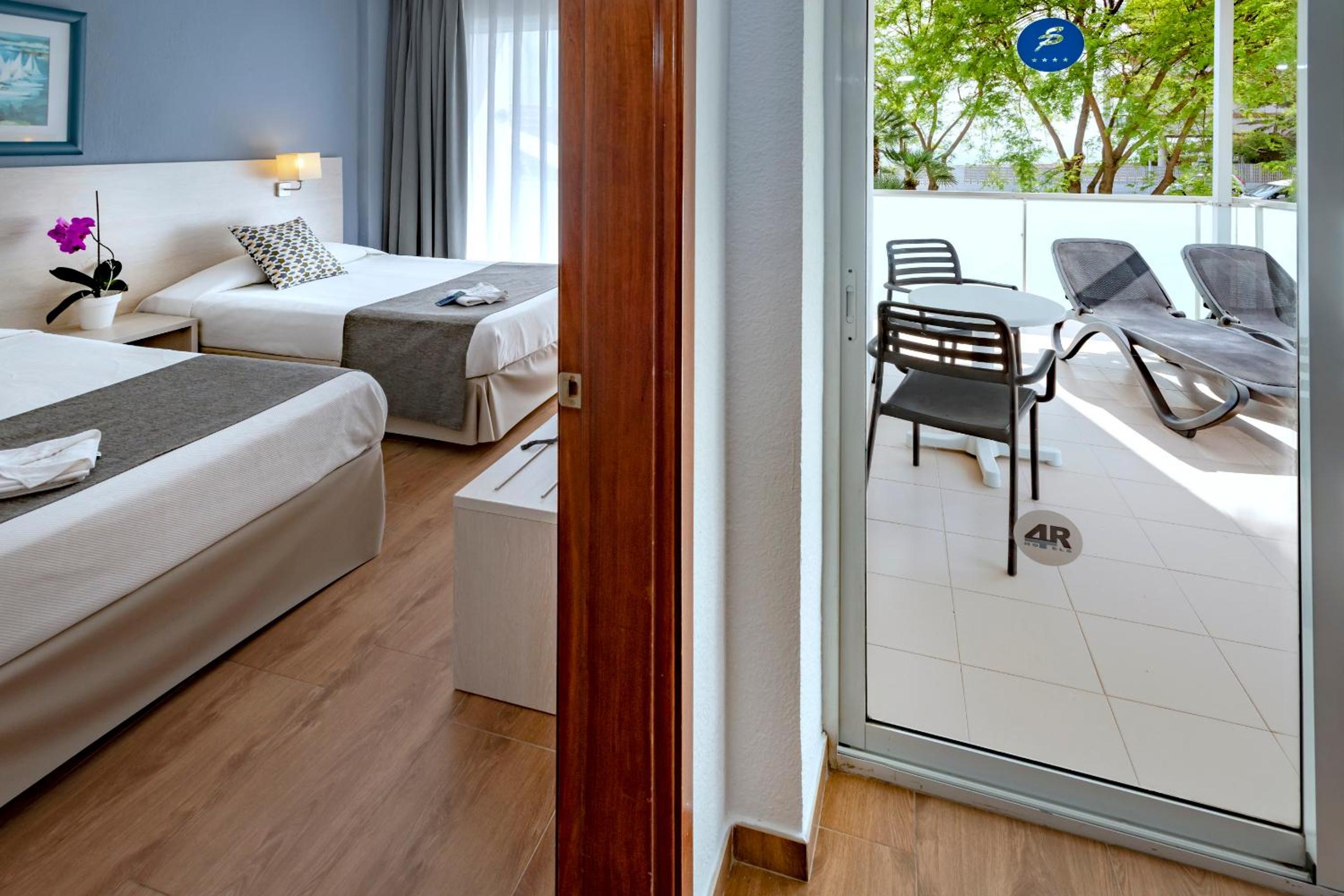 Junior Suite (2 Adults + 2 Children) - Photo 6