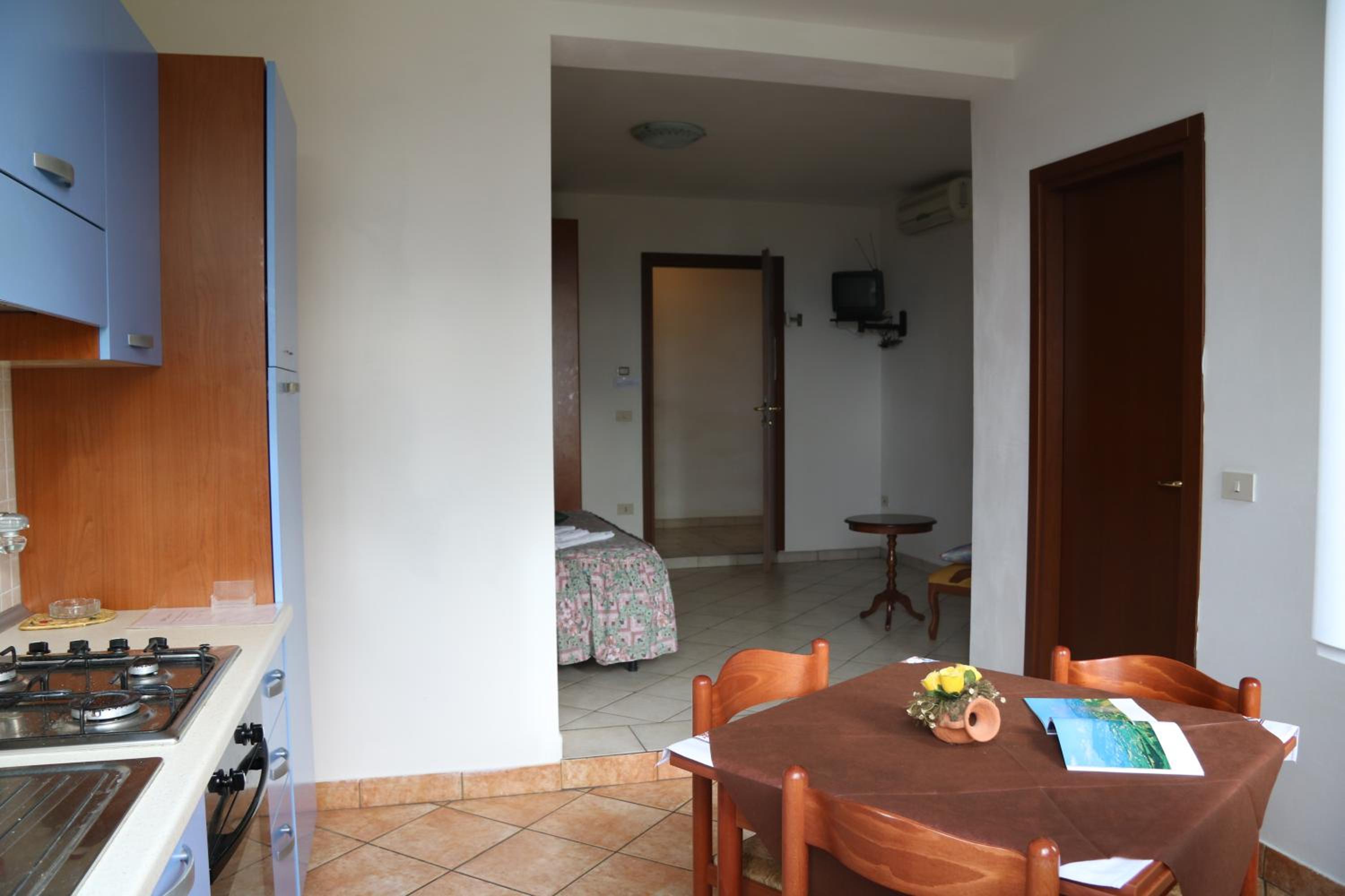 Studio with Garden View - Photo 2