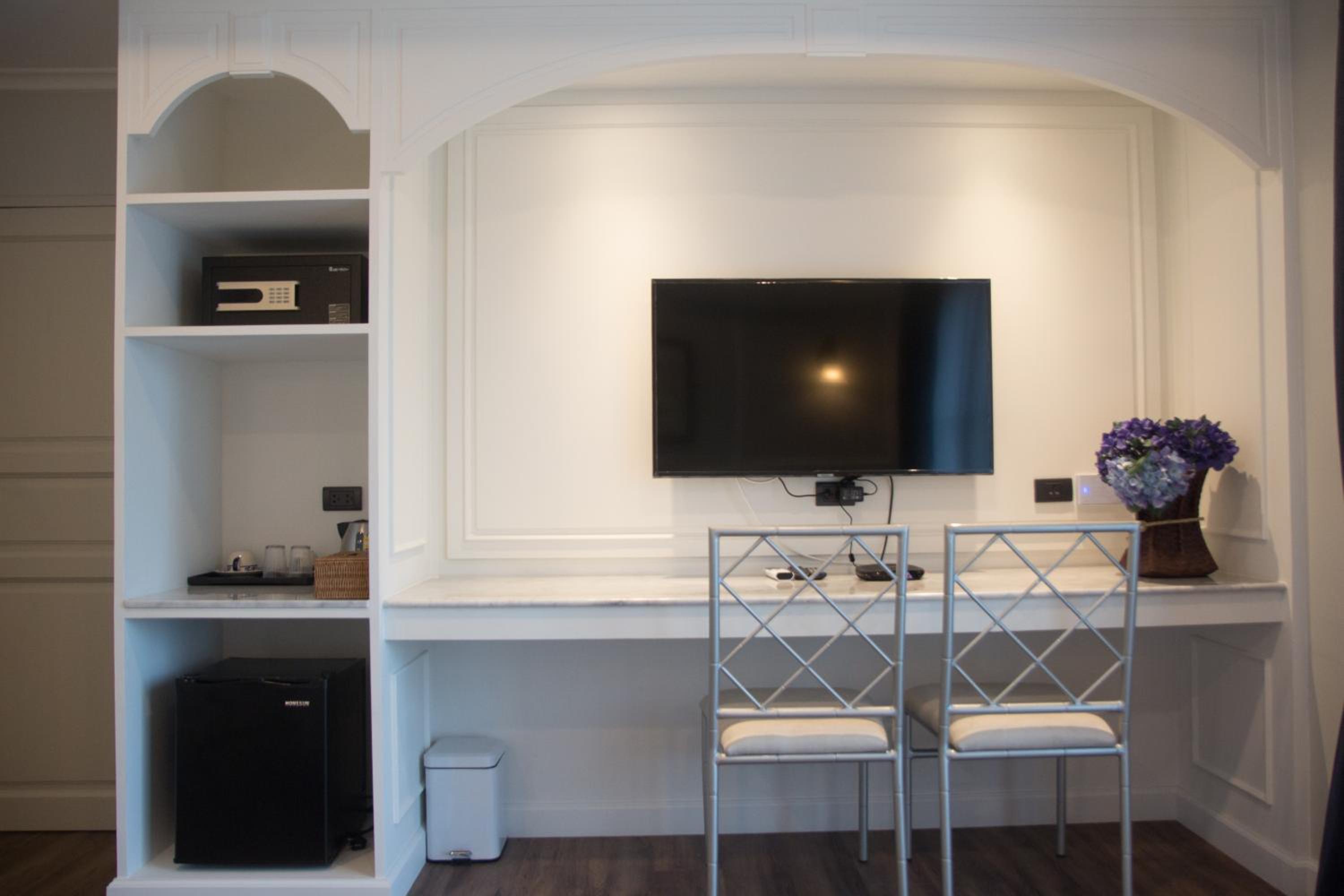 Twin Room - Photo 6