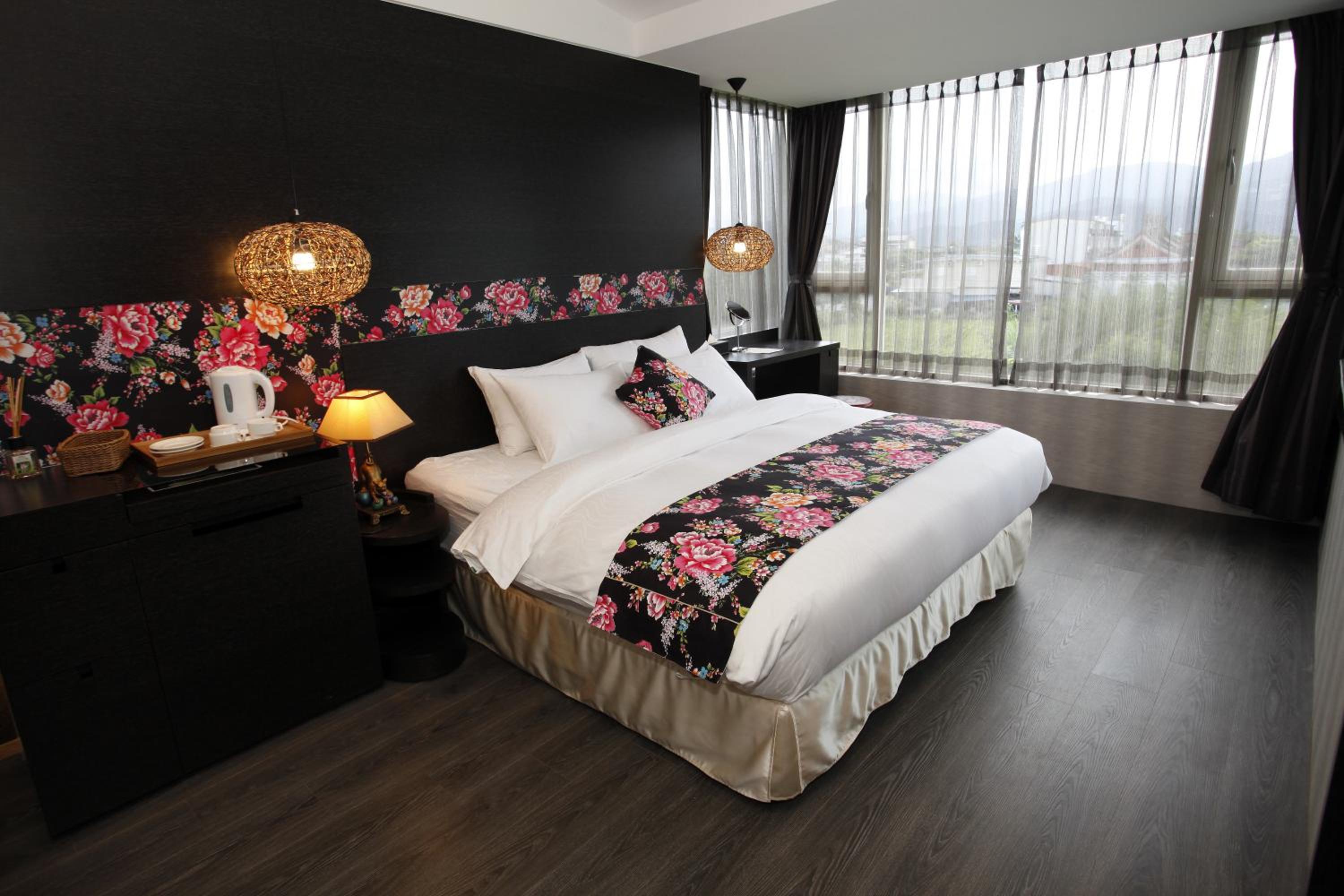 Deluxe Double Room with Mountain View photo 2