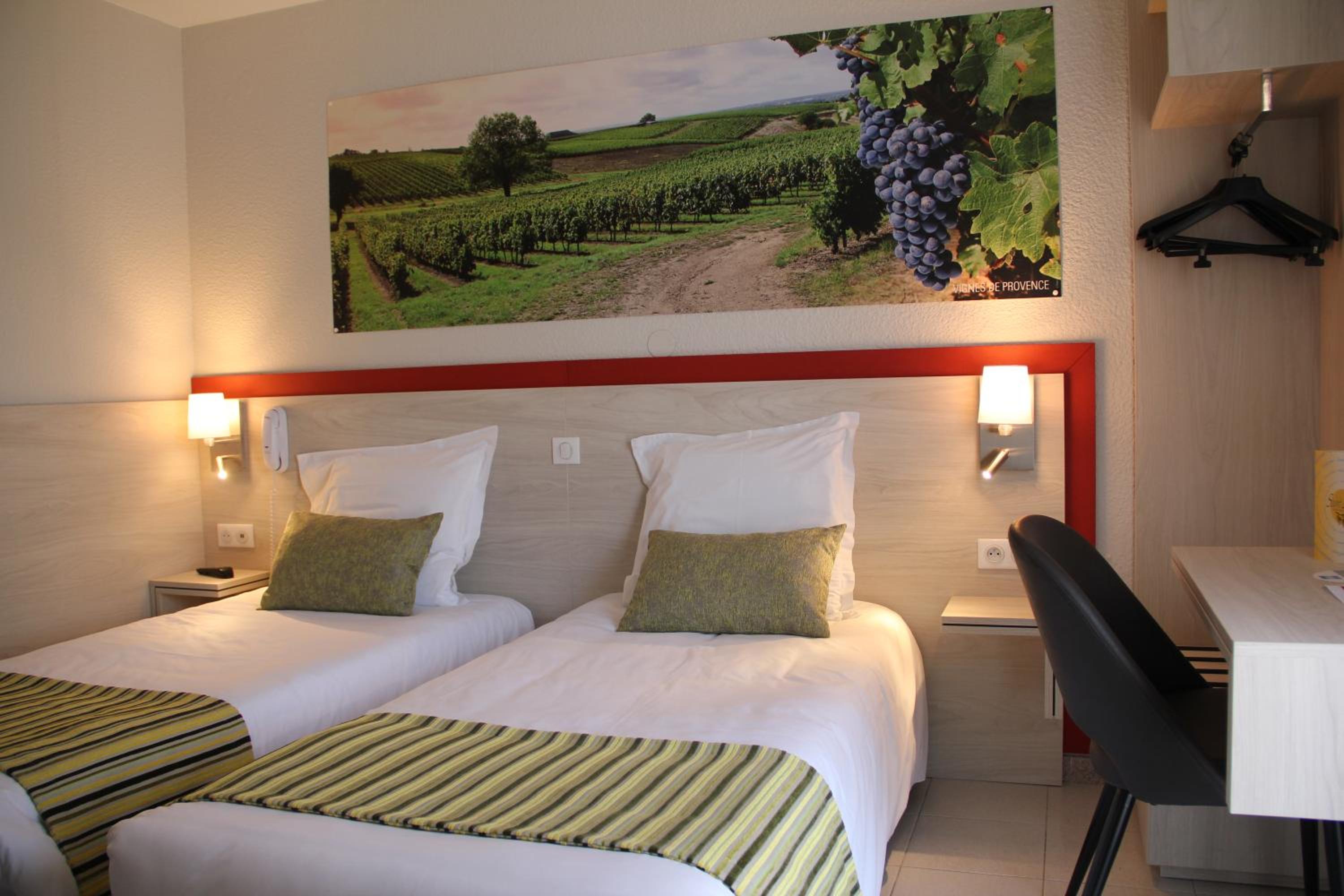 Superior Twin Room - Photo 1