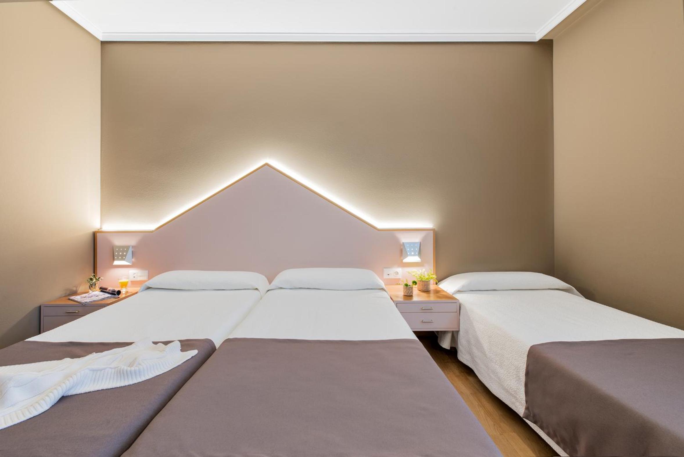 Basic Triple Room
