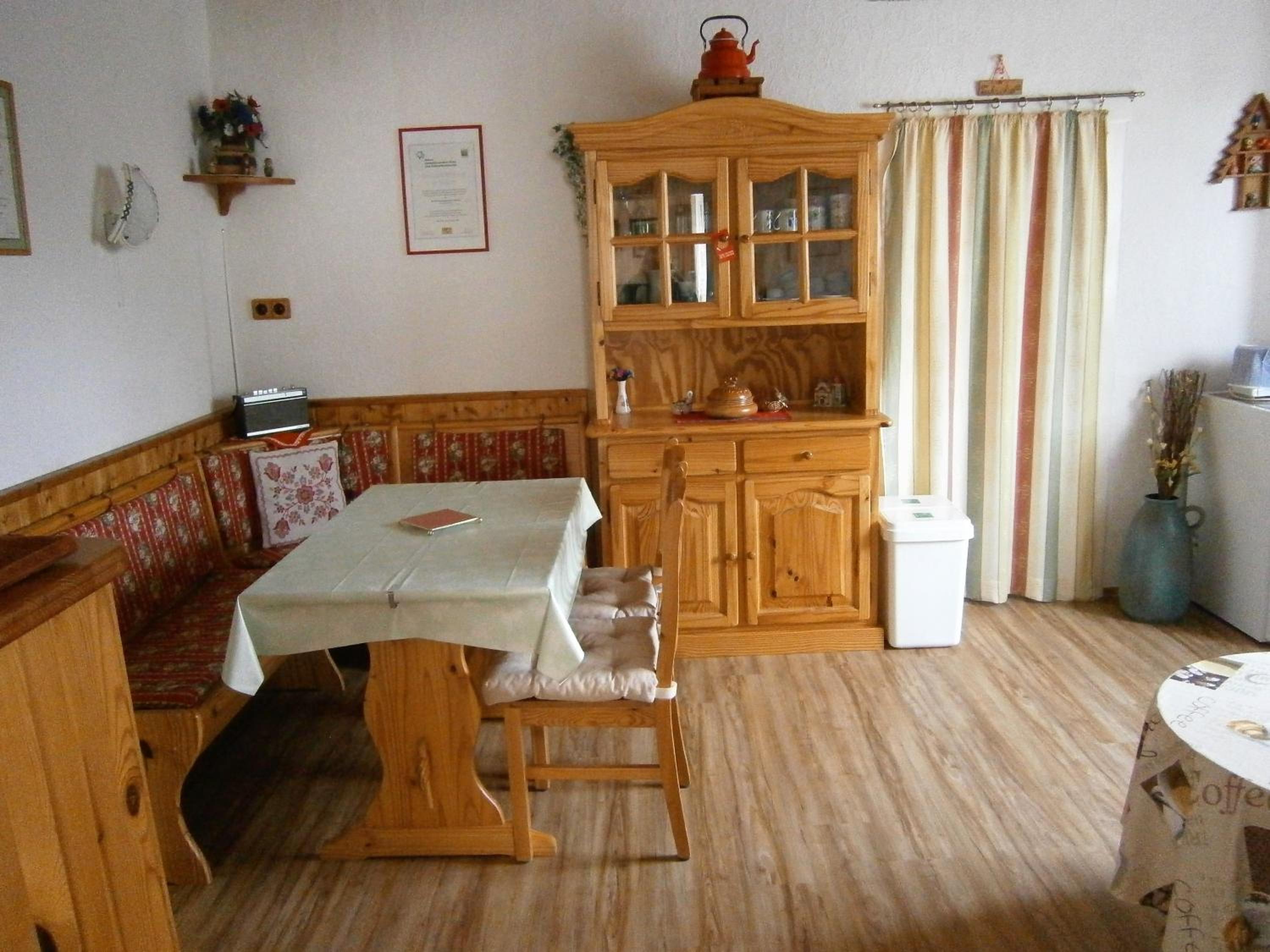One-Bedroom Apartment with Terrace photo 2