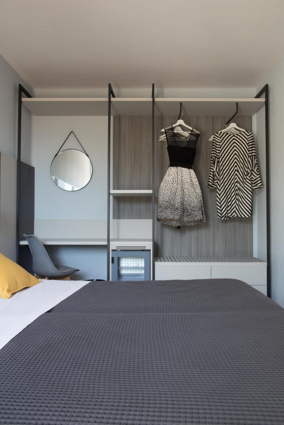 Twin Room with Balcony - Photo 1