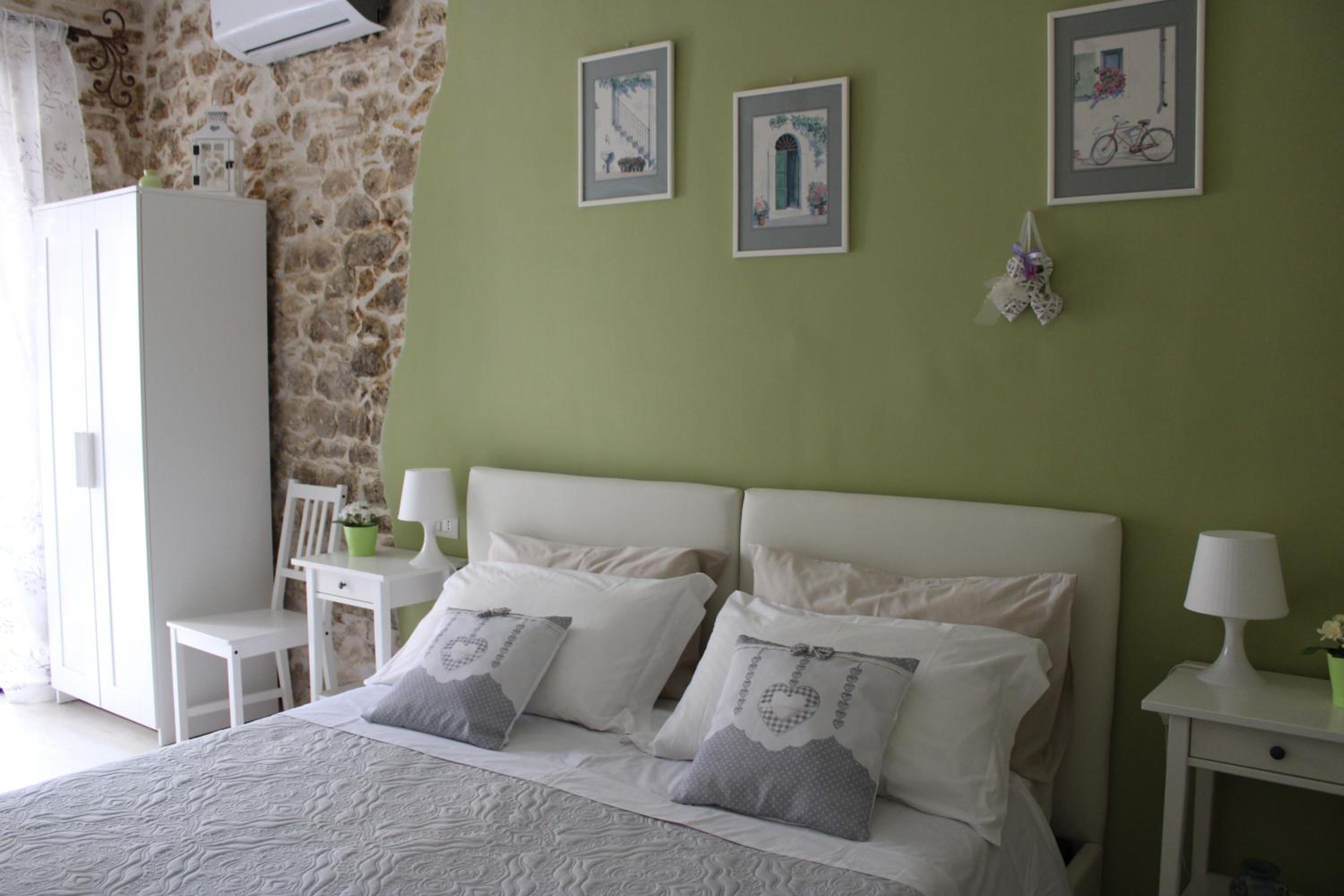 Double Room with Private Bathroom photo 1
