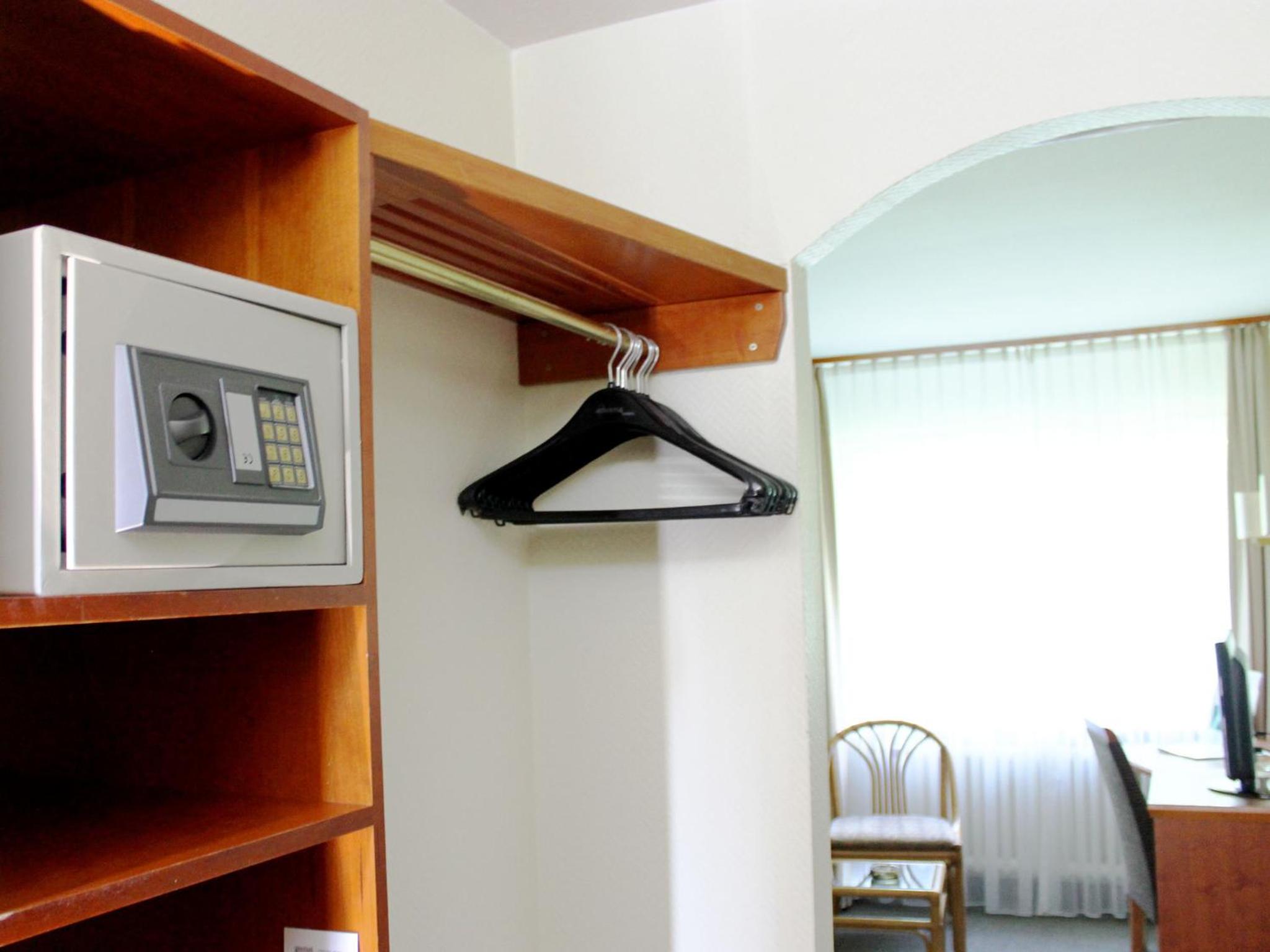 Double Room - Photo 3
