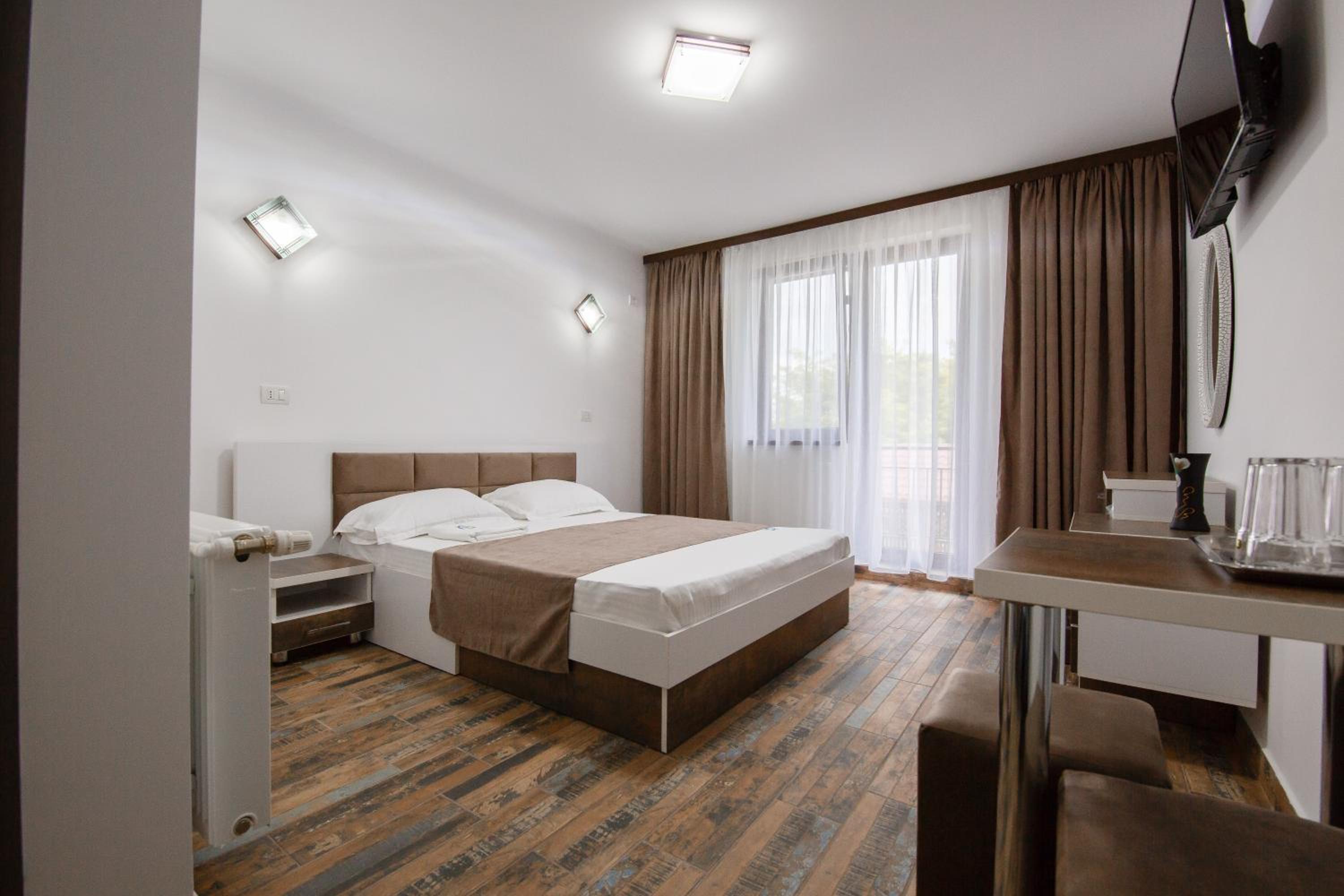 Double Room with Balcony photo 1